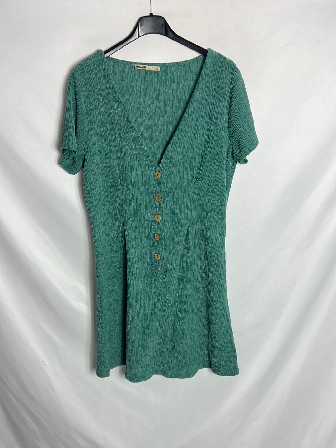PULL&BEAR. Vestido corto textura verde agua. TM