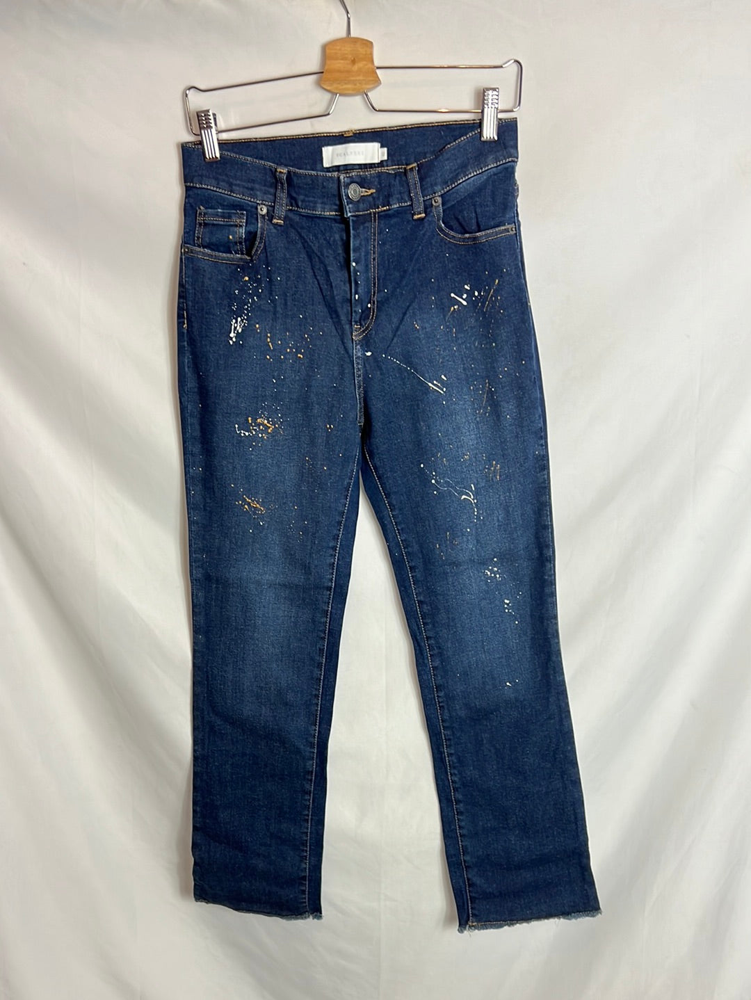 SCALPERS. Denim cropped detalles pintura. T 42