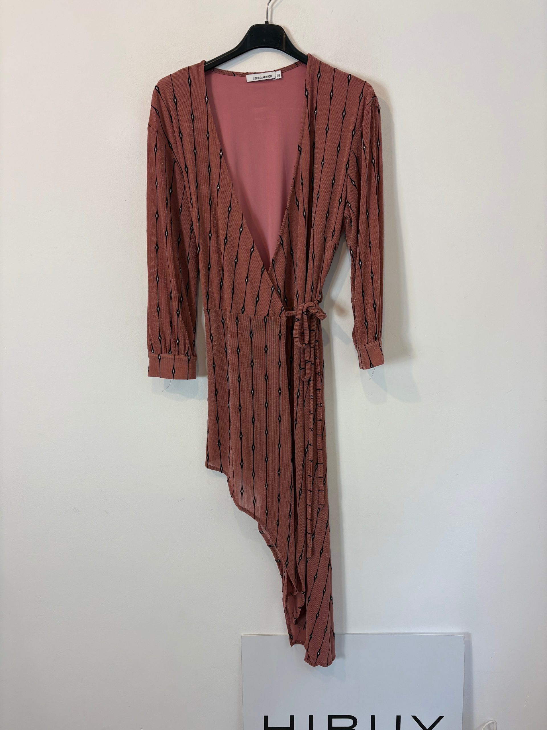 SOPHIE AND LUCIE. Total look rosa detalles T.36 (tara)