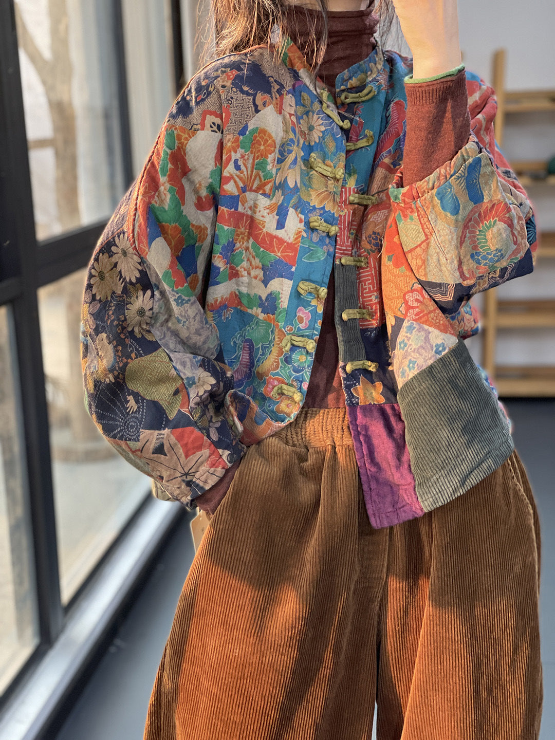 Charisse - Clásico abrigo étnico con bolsillos para mujeres