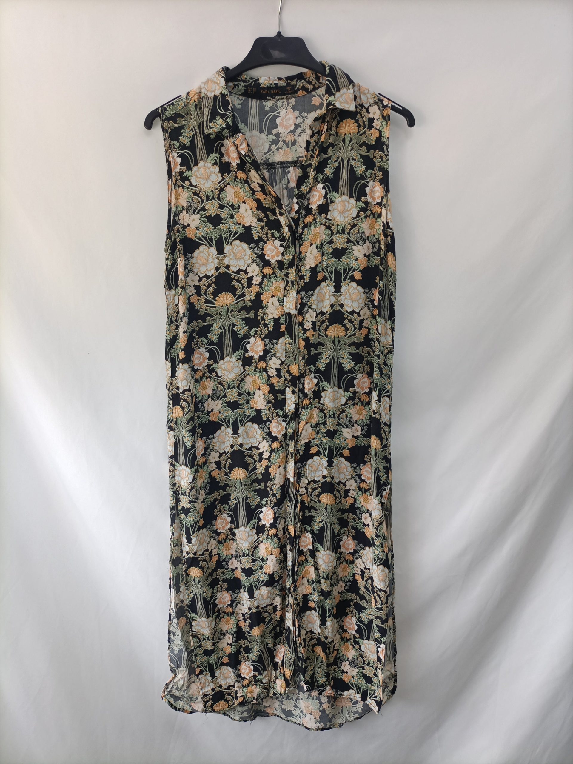 ZARA. Blusa larga flores T.xs