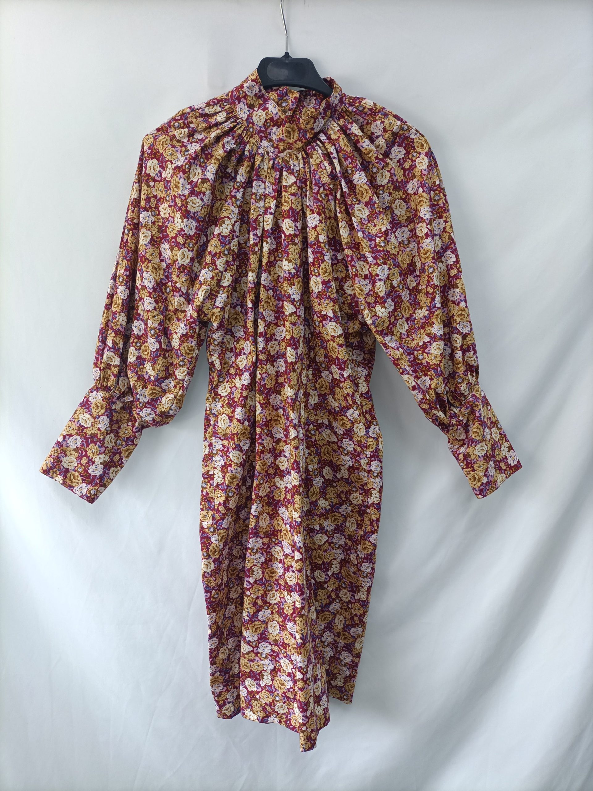 OTRAS.Vestido burdeos flores T.u(m)