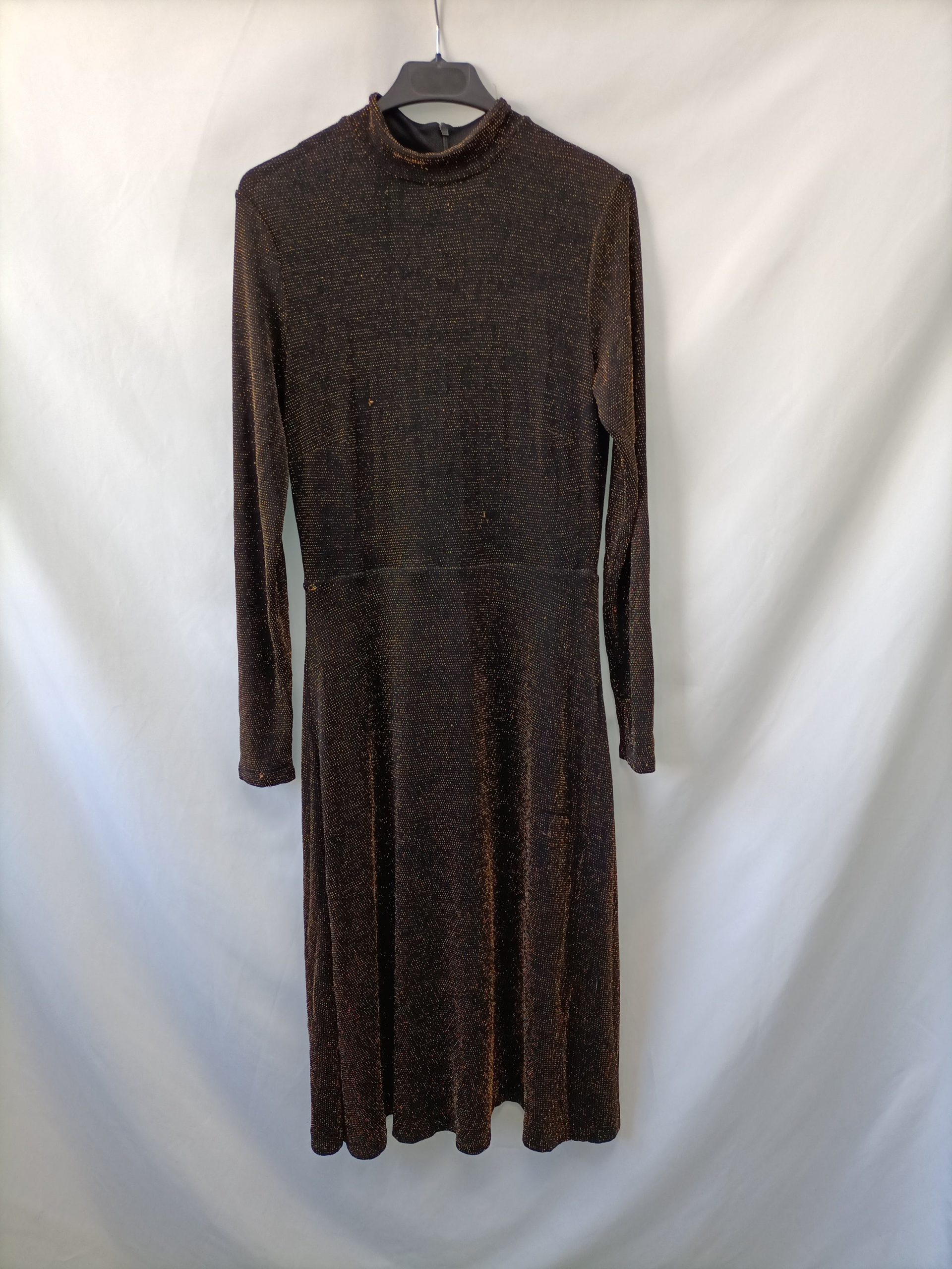 H&M. Vestido midi fiesta T.s