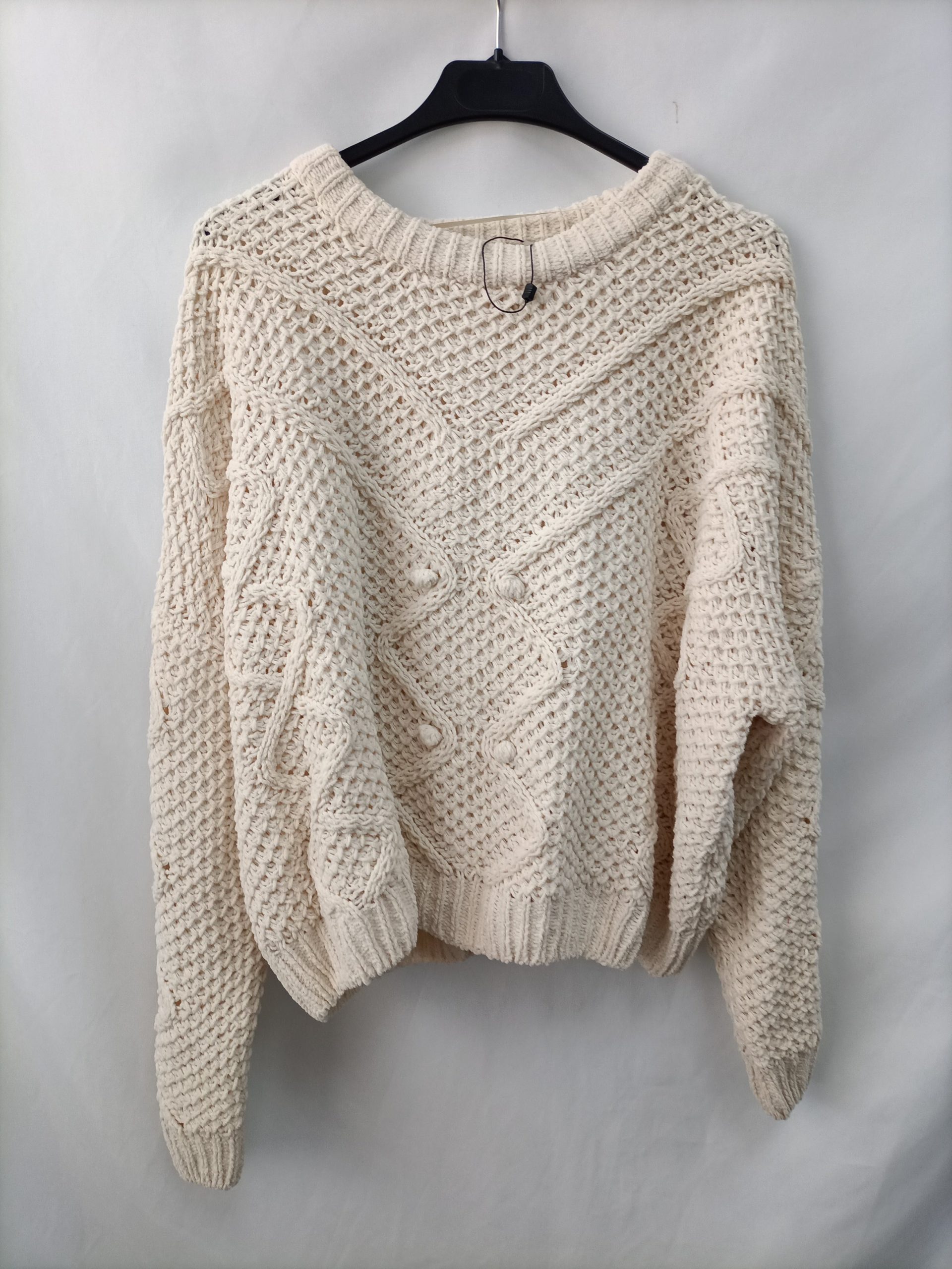 PULL&BEAR. Jersey beige puntoT.m