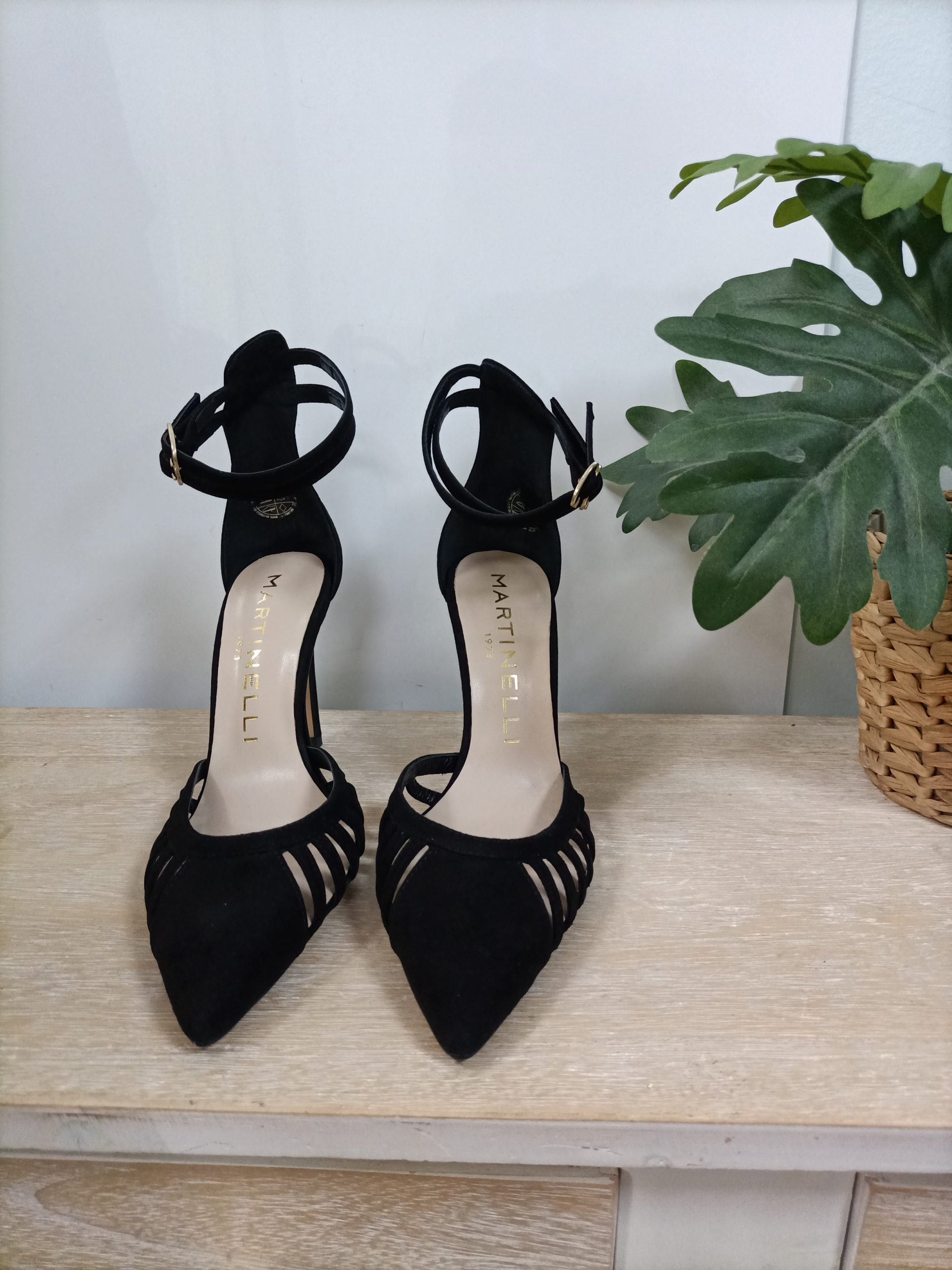 MARTINELLI. Zapatos de vestir negros T.38