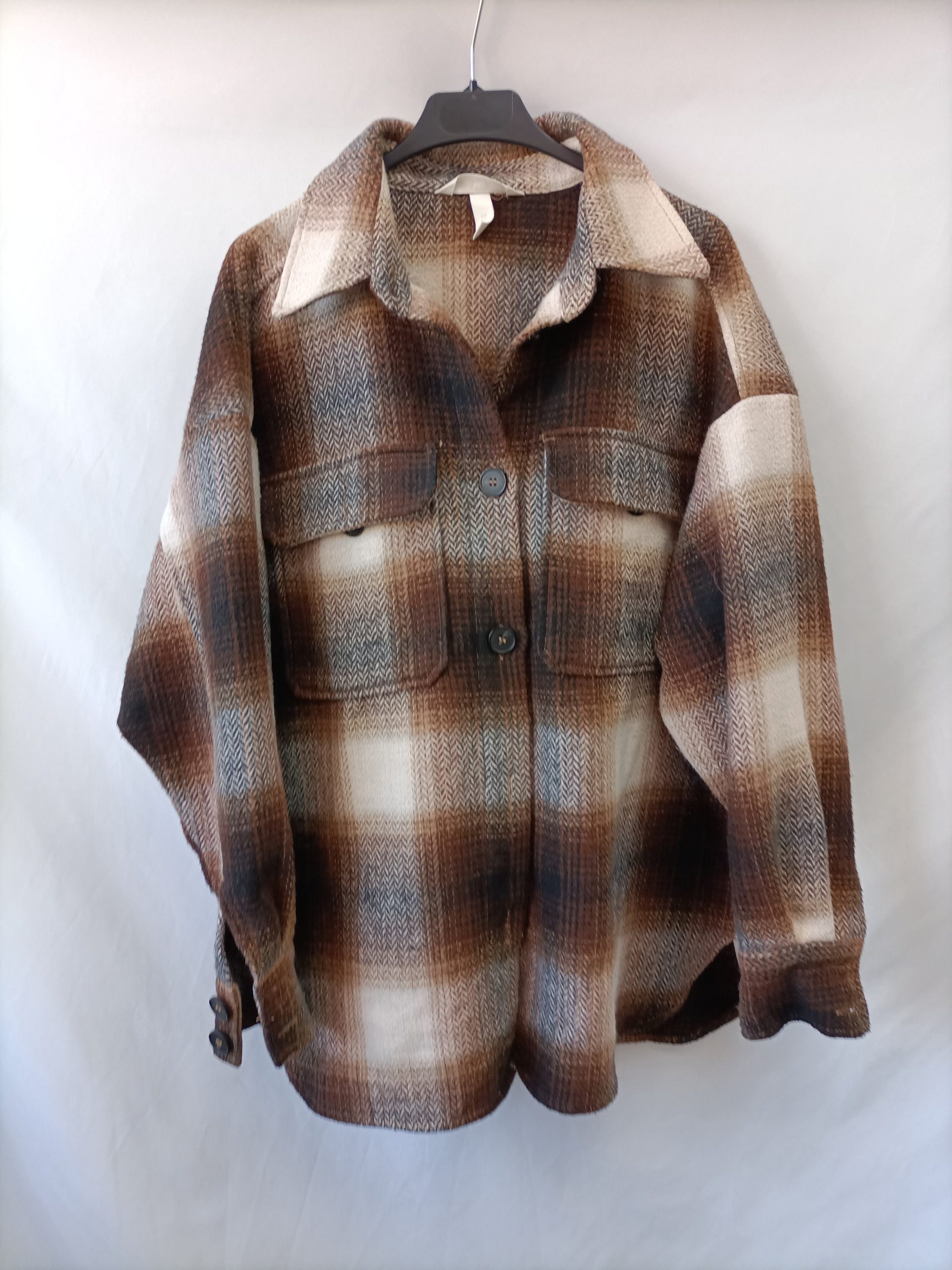 H&M. Sobrecamisa cuadros T.l/xl