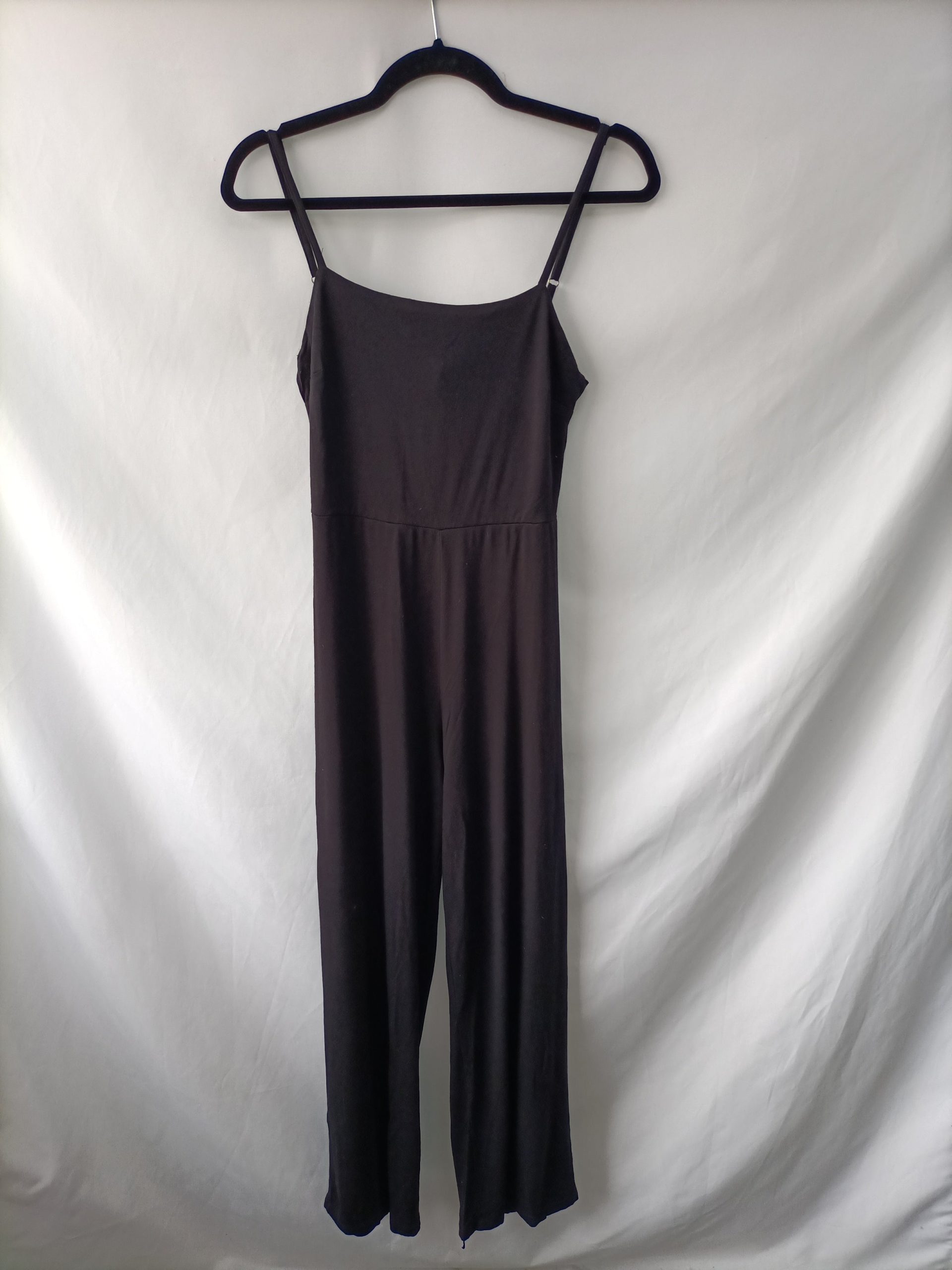 STRADIVARIUS. Mono fluido negro T.l