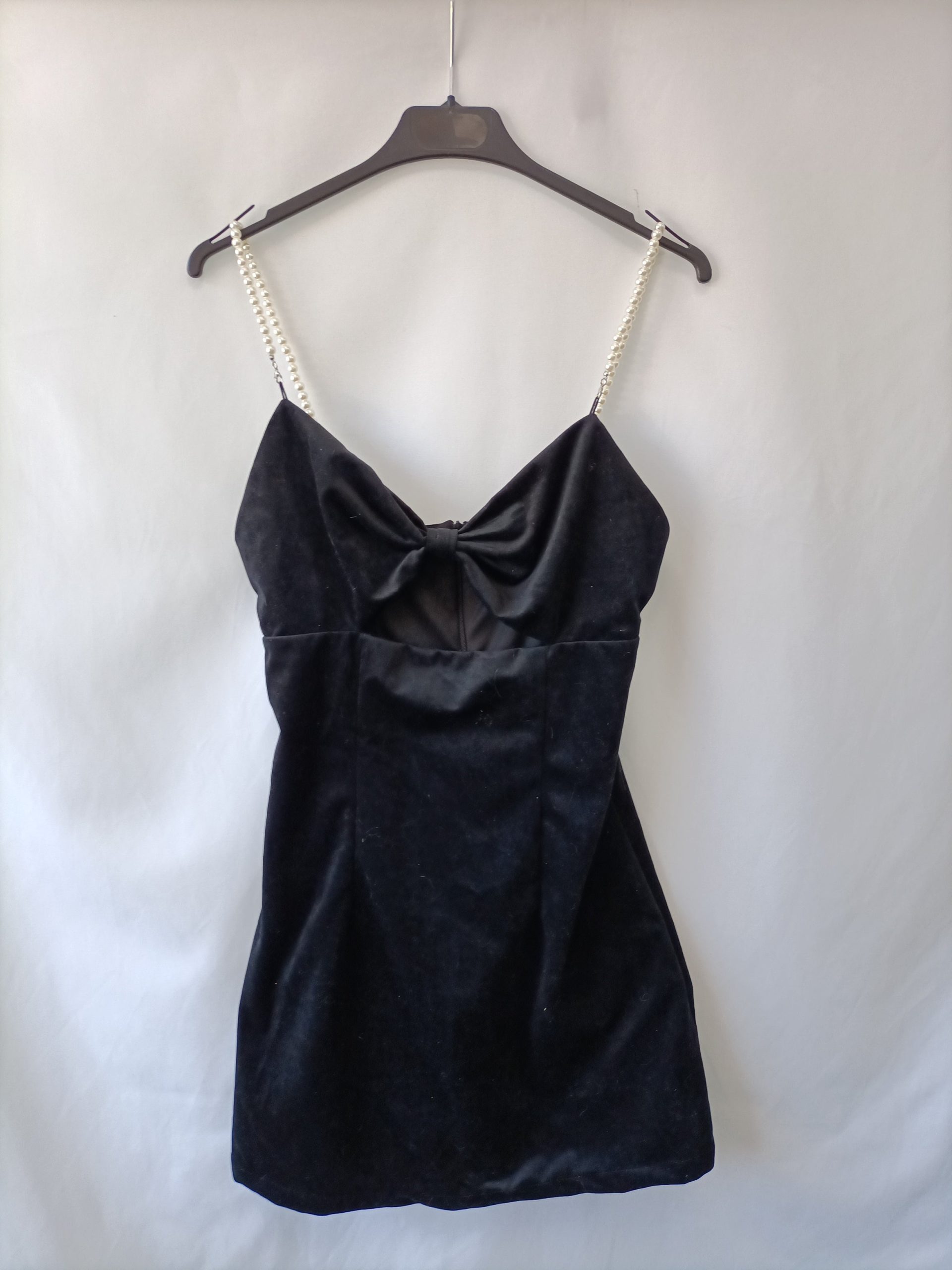 market.SHEIN. Vestido negro perlas T.s