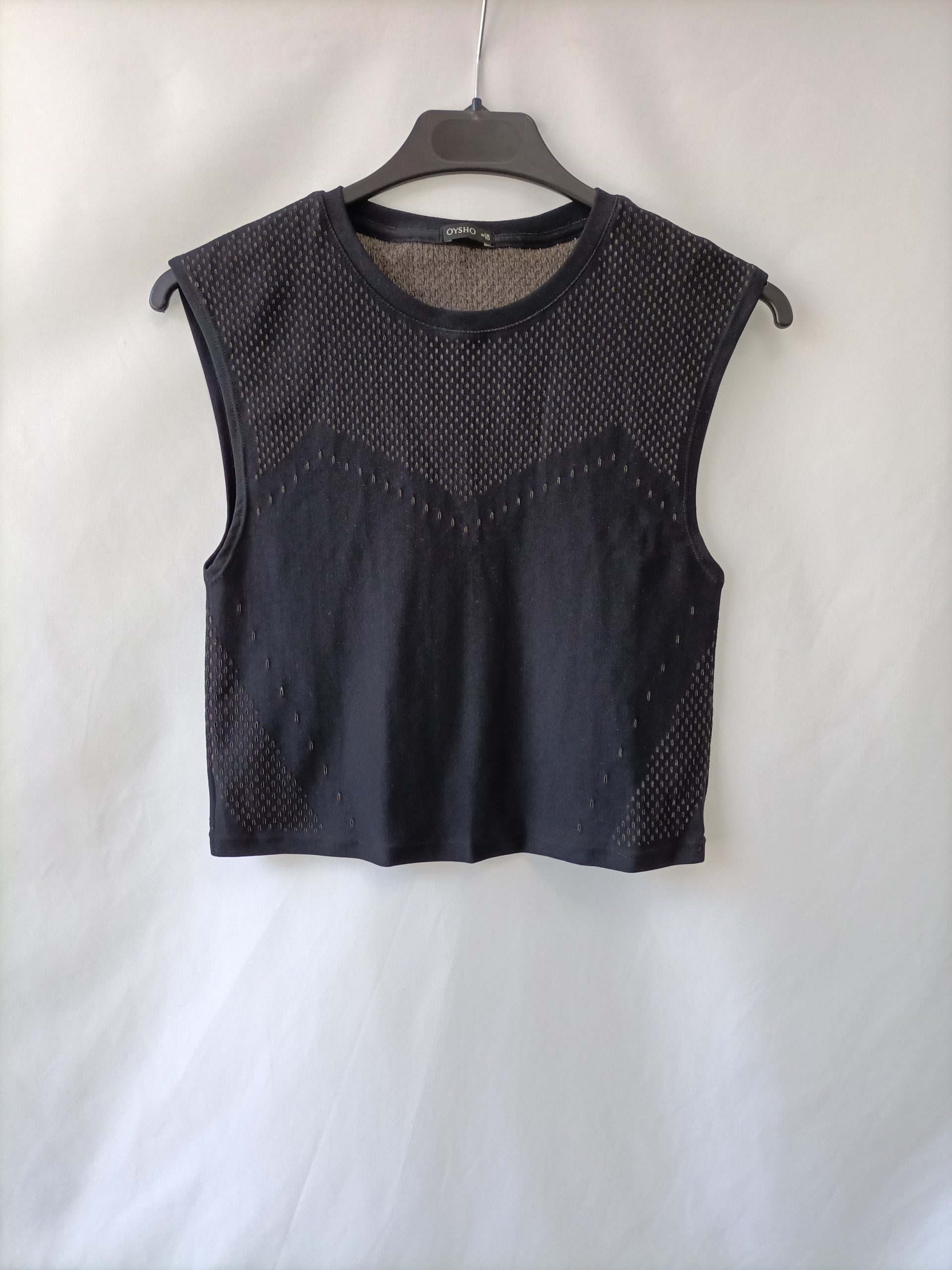 OYSHO. Top negro licra T.s