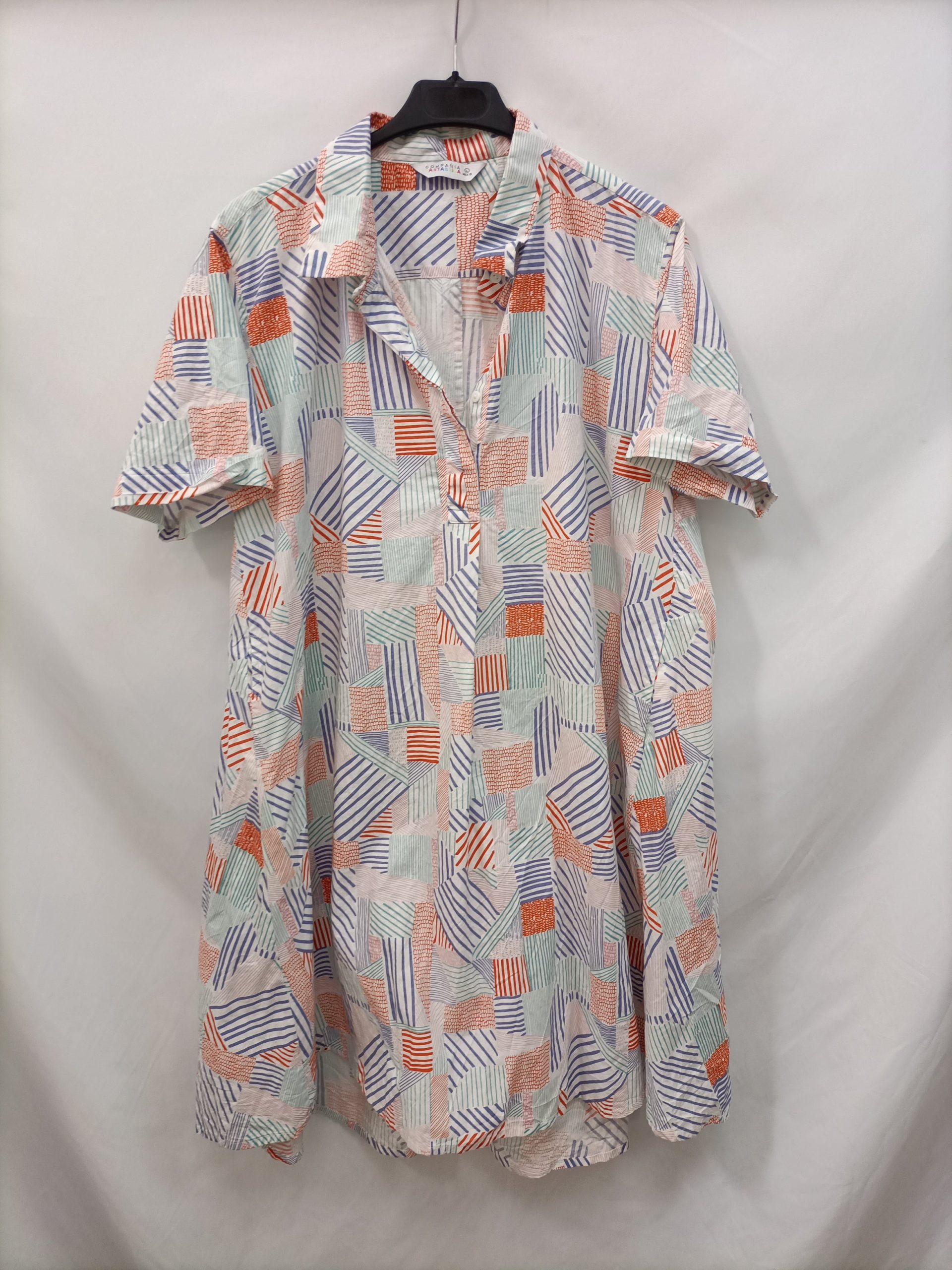 COMPAÑÍA FANTÁSTICA.Vestido ancho estampado T.L