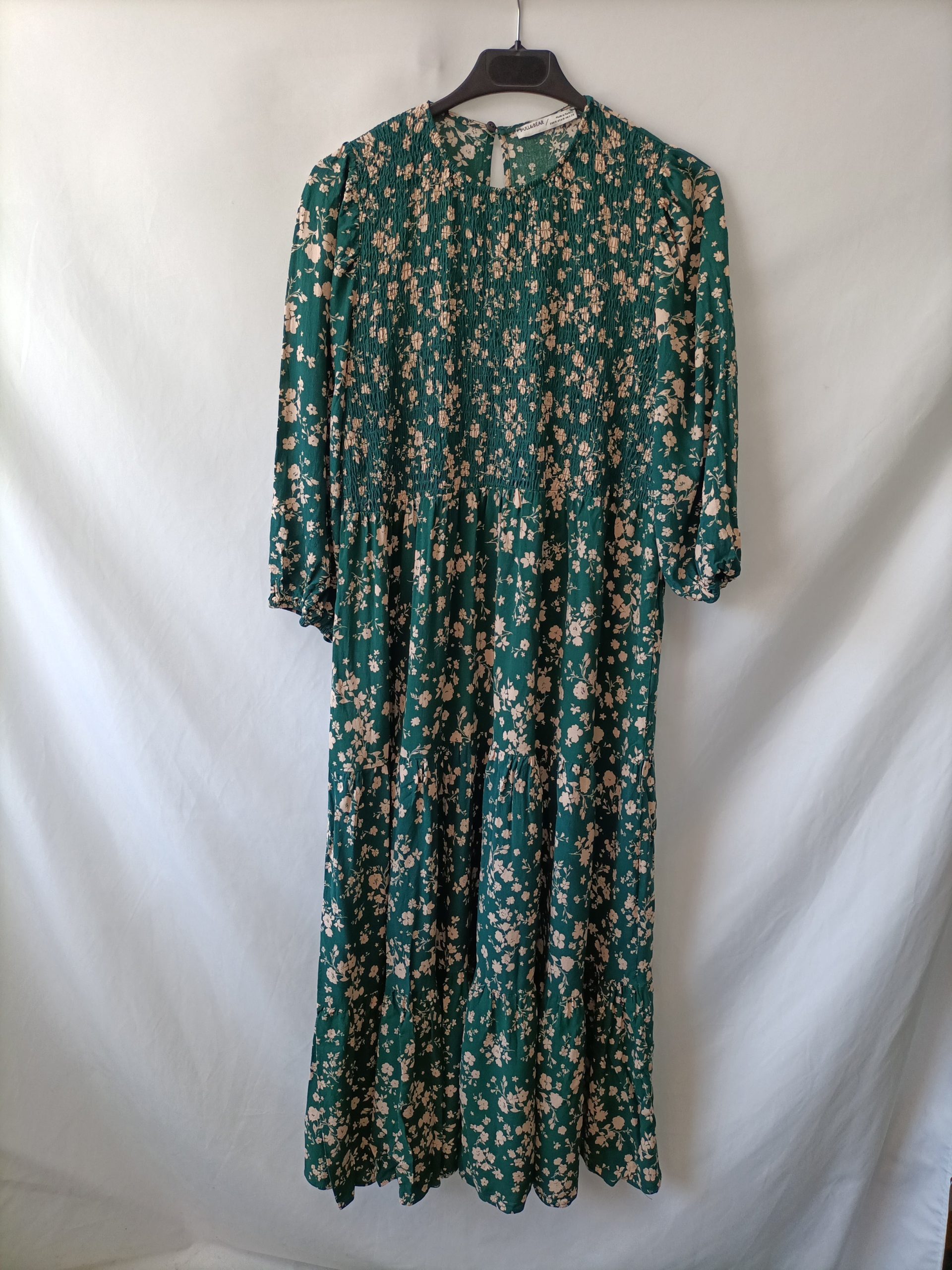 PULL&BEAR.Vestido midi verde flores T.M