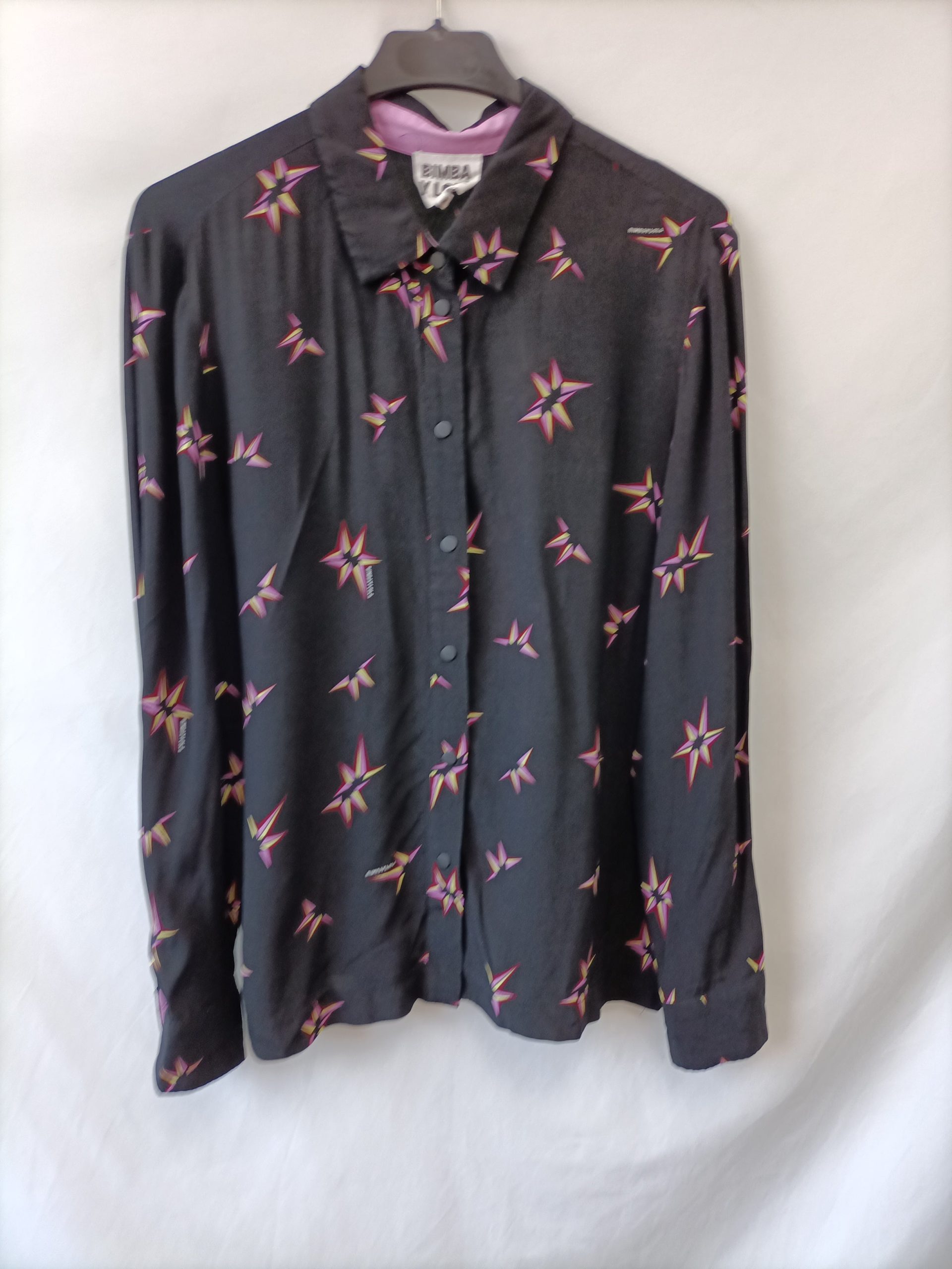 BIMBA Y LOLA. Blusa negra estrellas T.s