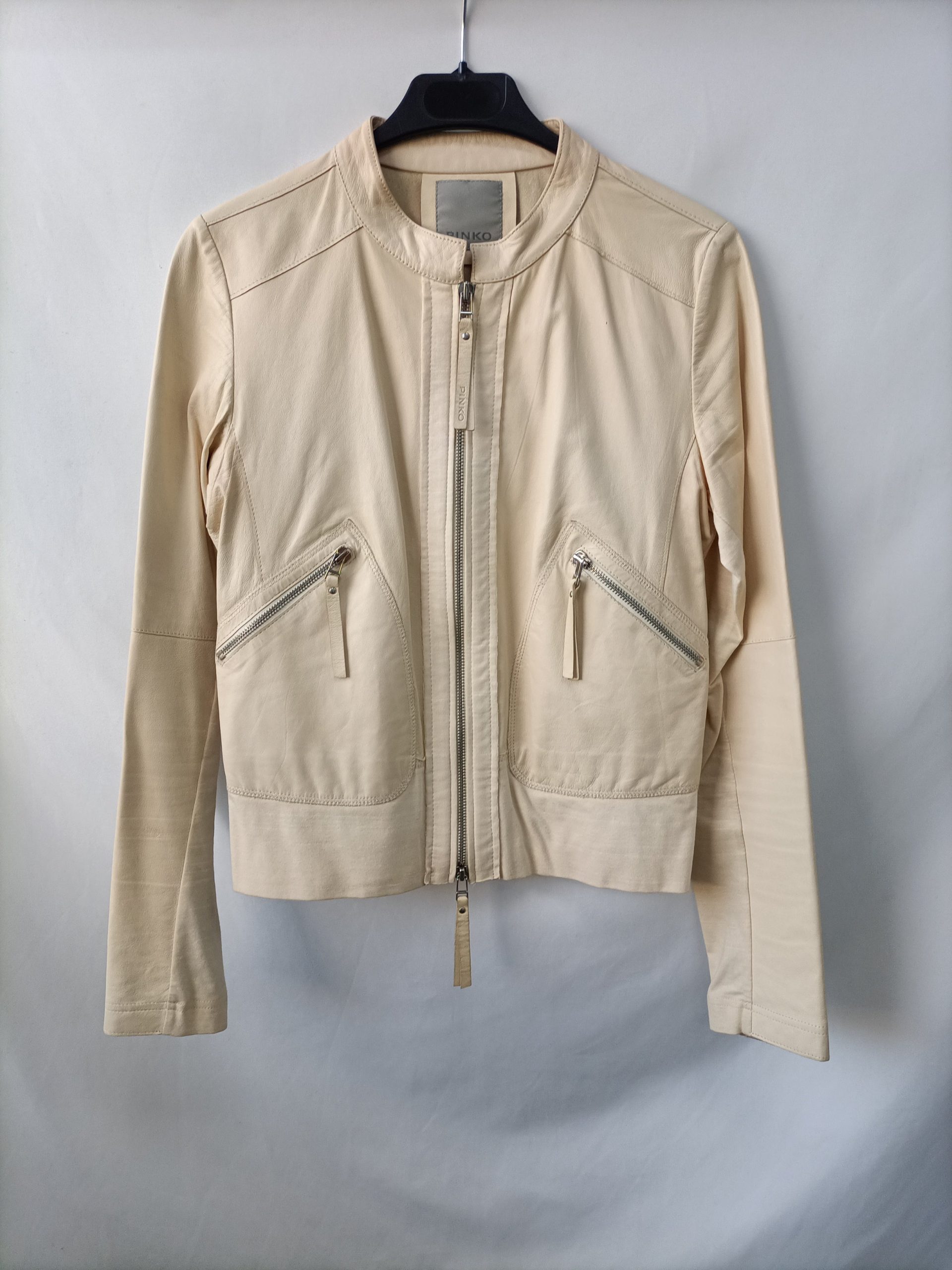 PINKO. Chaqueta beige piel T.38 (S)