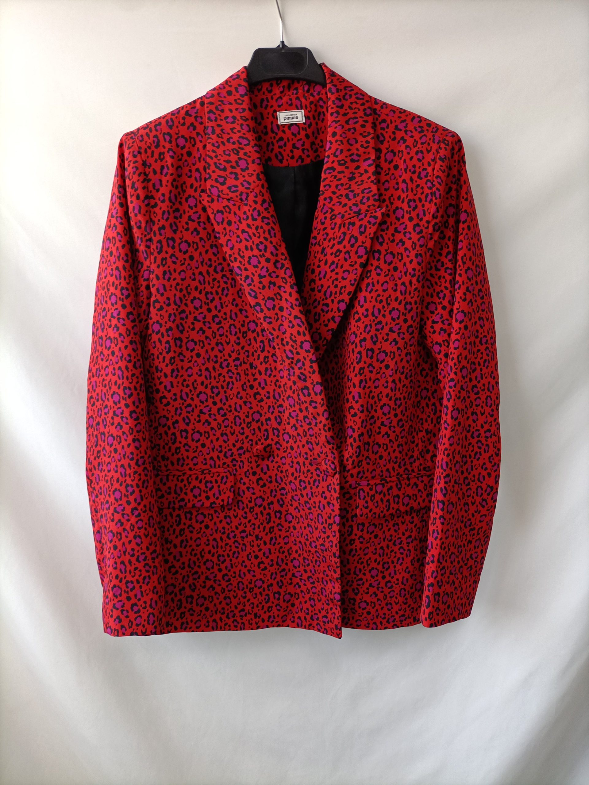 PIMKIE. Blazer roja animal print T.u (s)