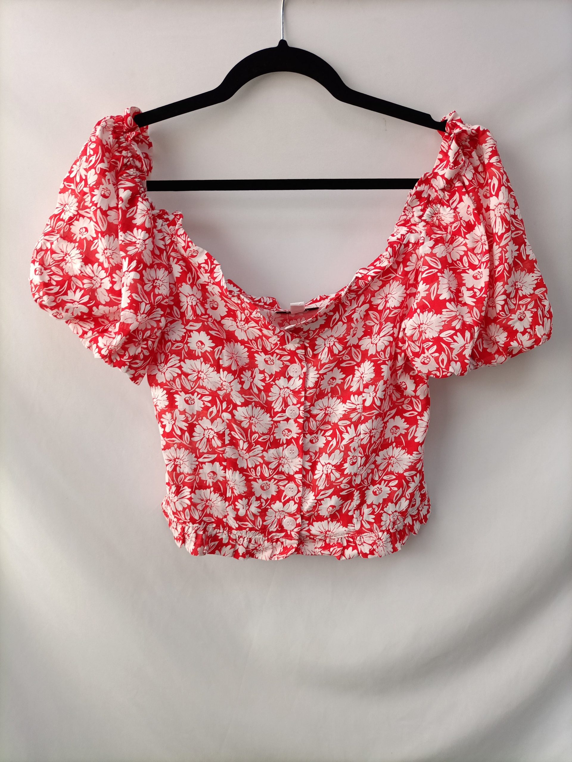 TOPSHOP. Top rojo flores T.36