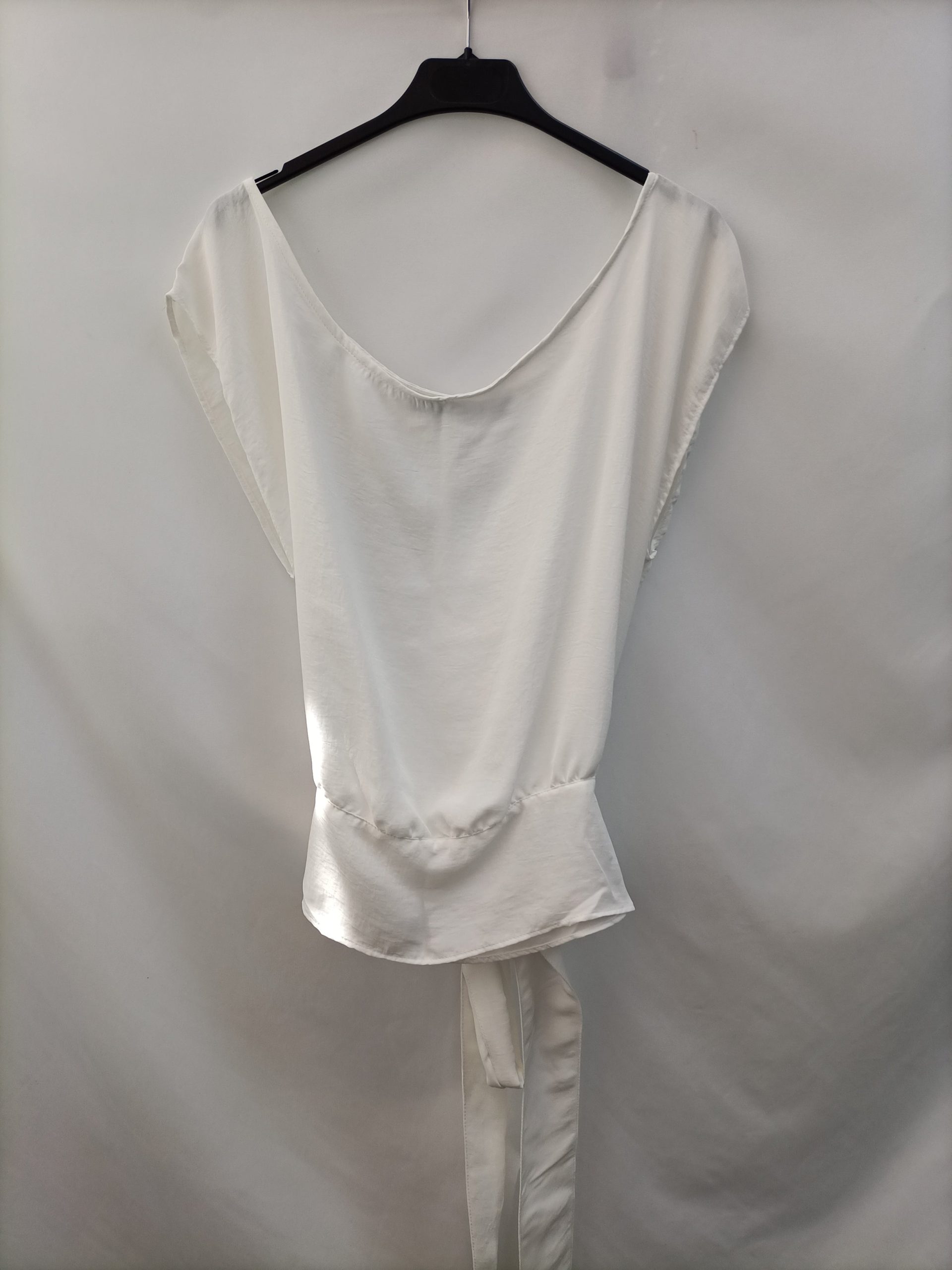 ZARA. Top blanco lazada T.m