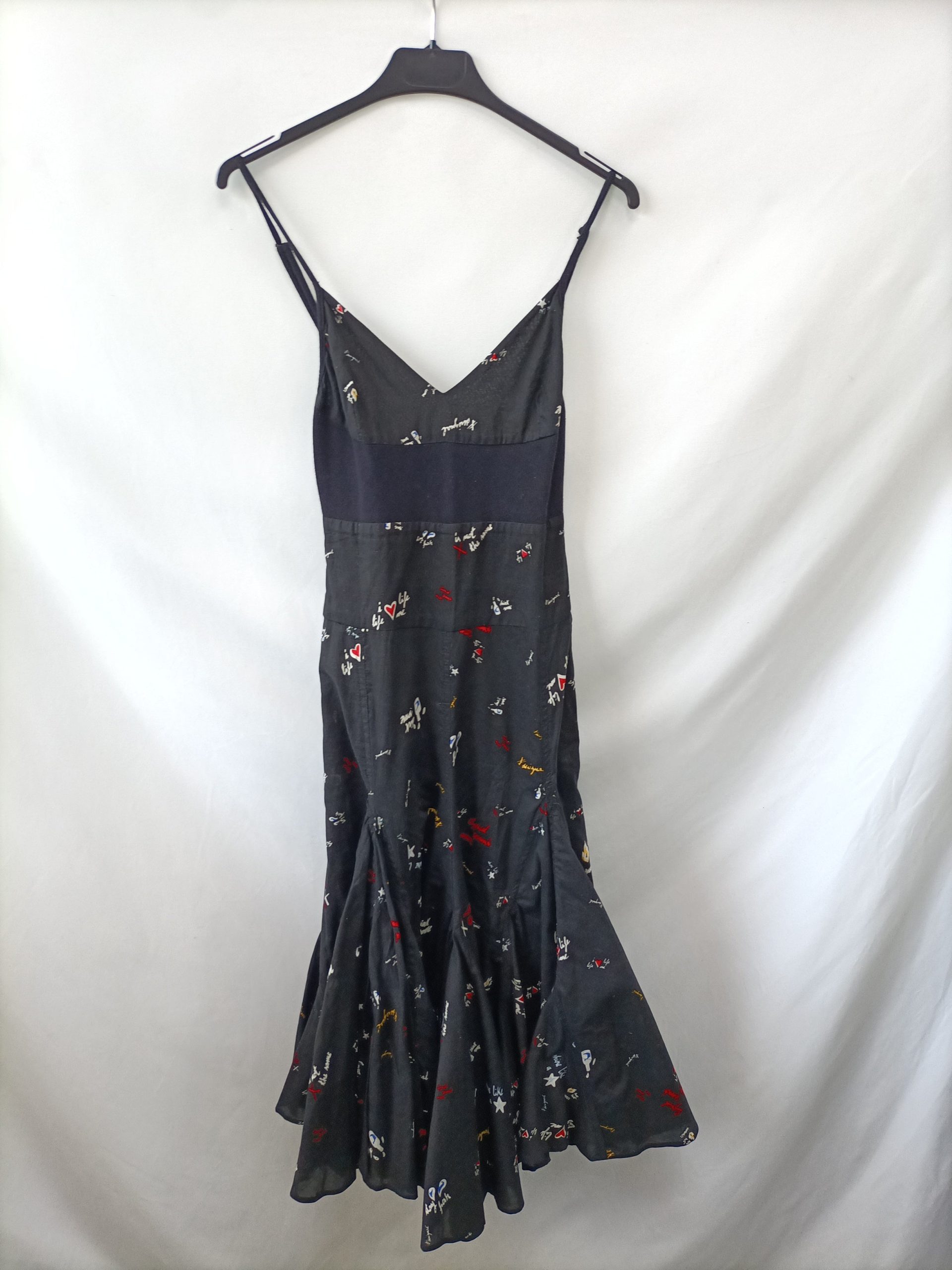 DESIGUAL. Vestido midi letras T.34