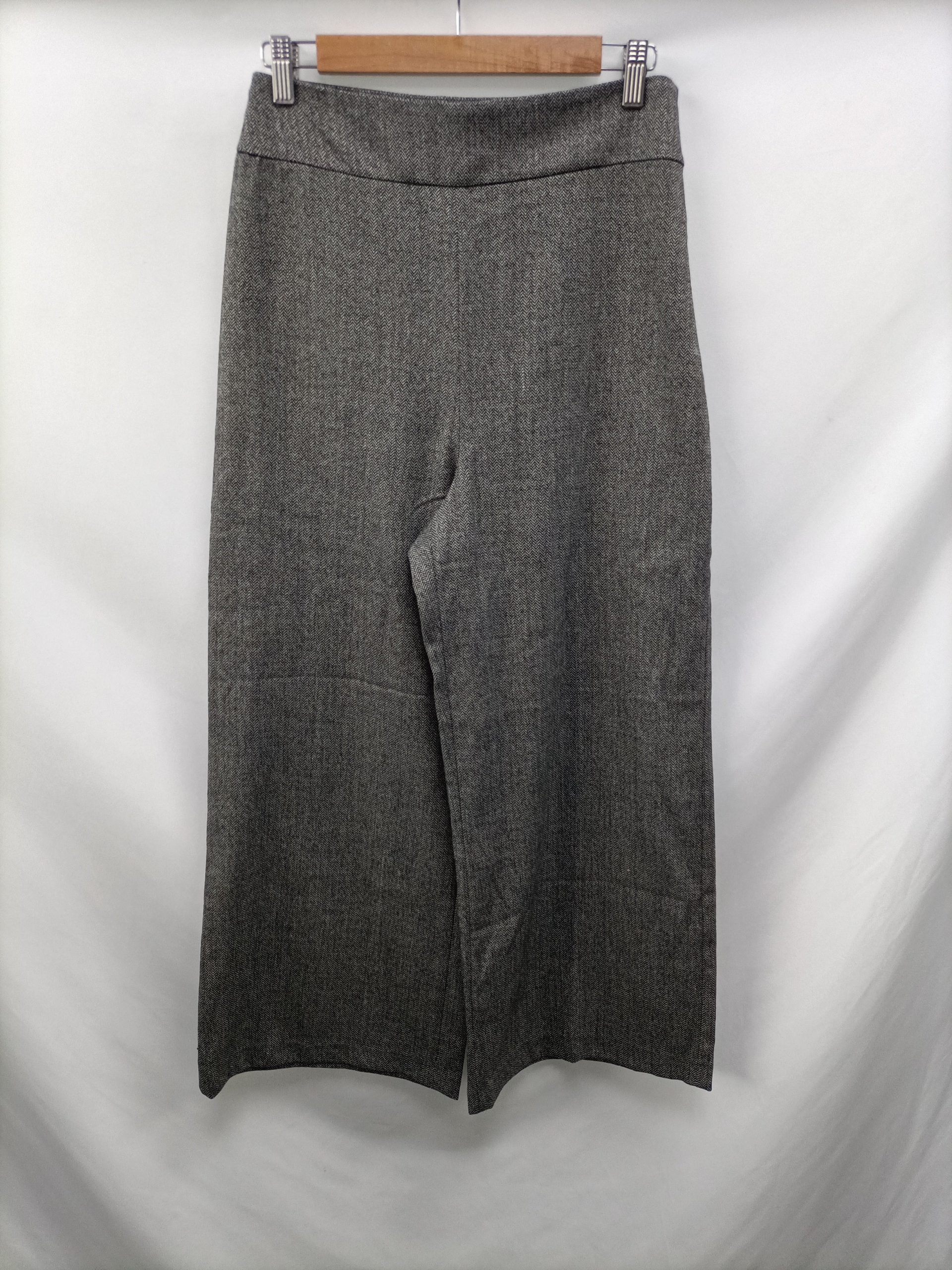 ZARA. Pantalón culotte espiga T.l