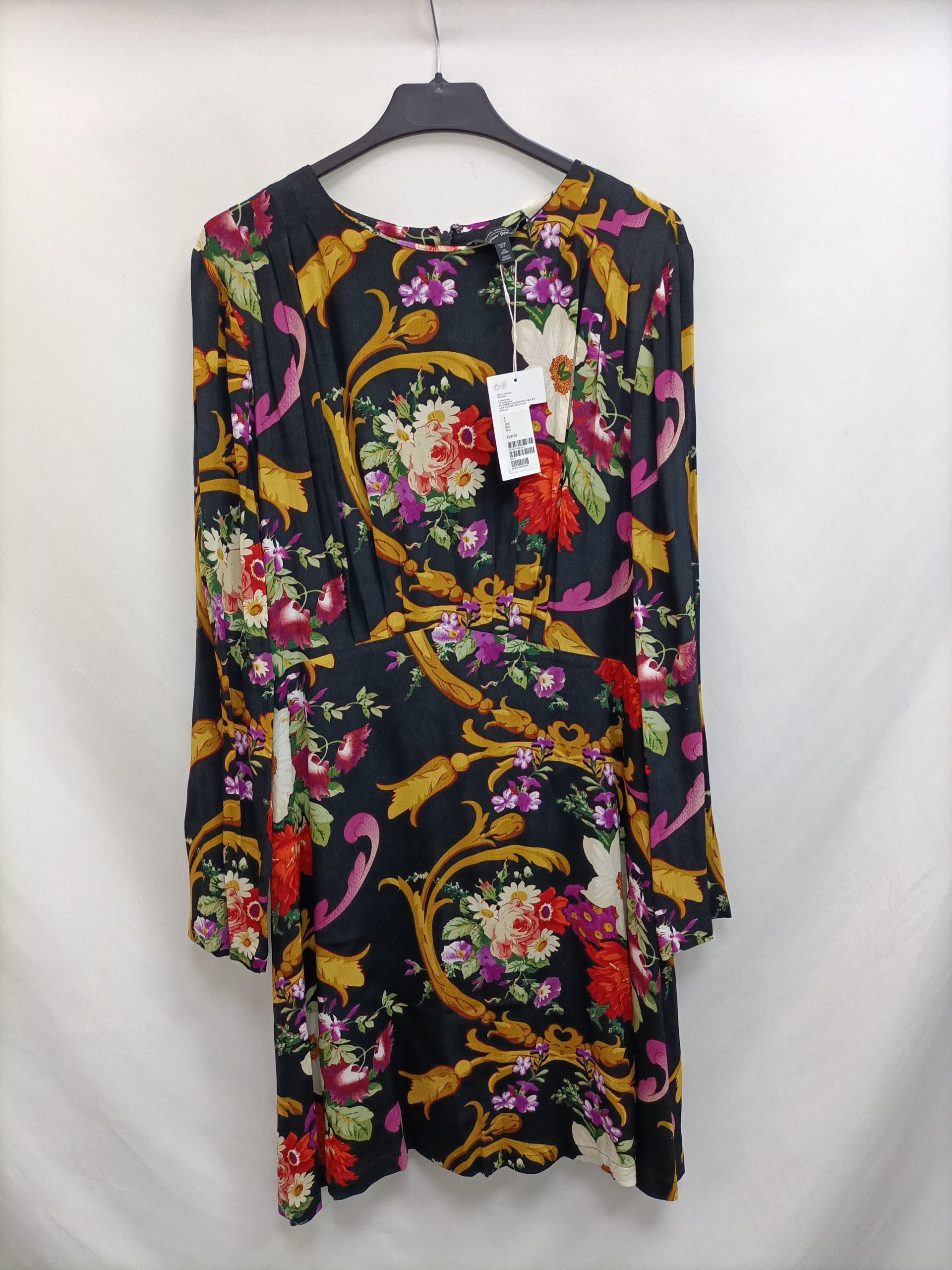 &OTHER STORIES. Vestido negro flores T.38