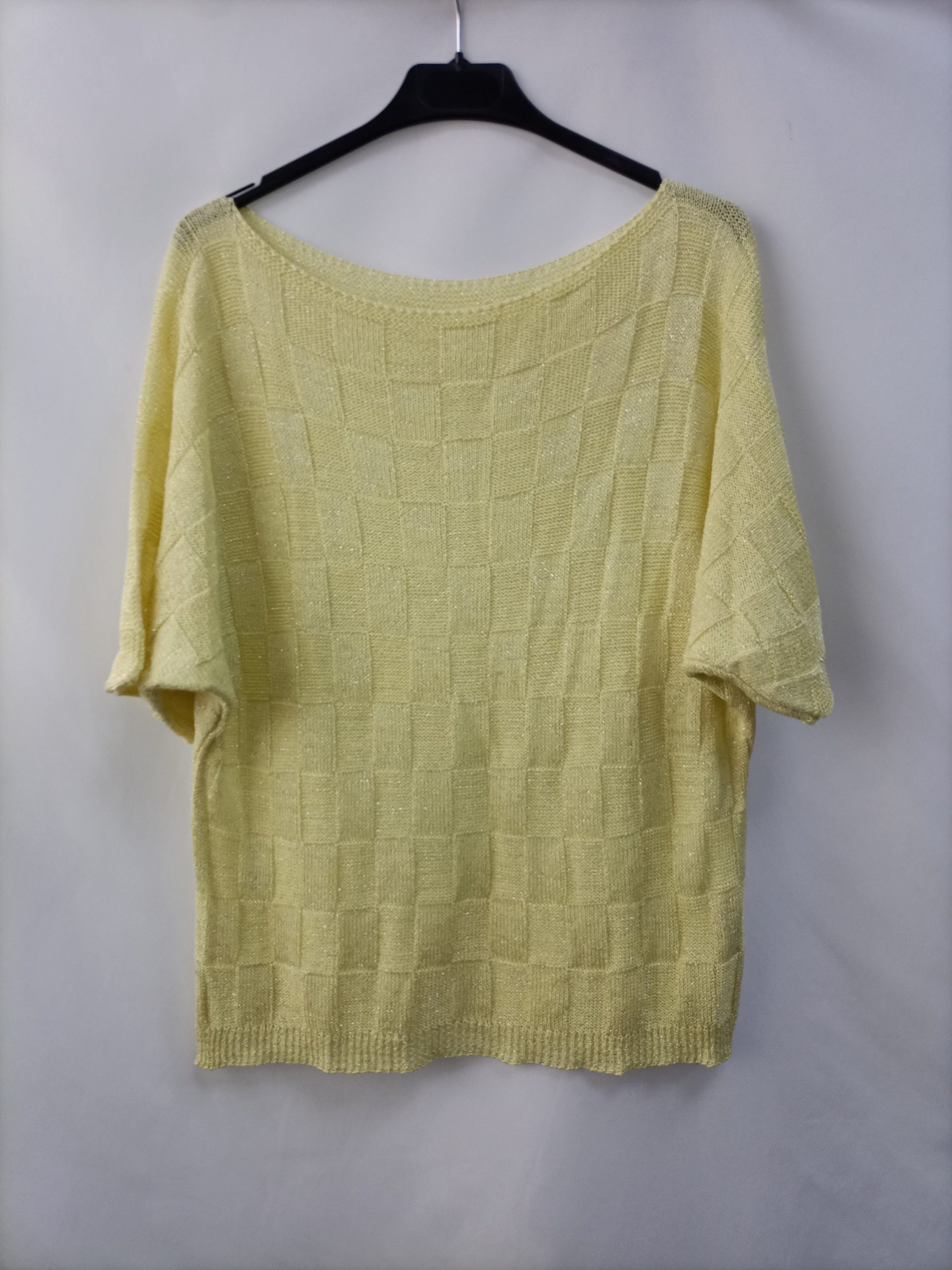 OTRAS. Top amarillo hilos T.u(l)