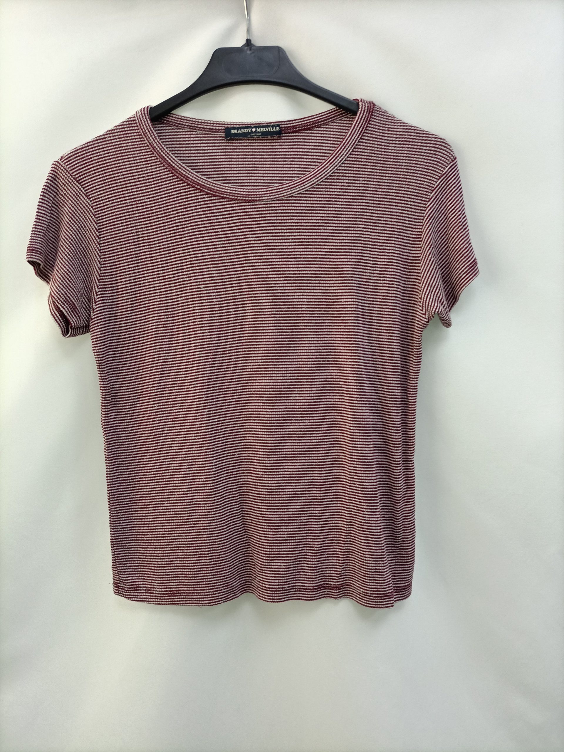 BRANDY MELVILLE. Camiseta rayas T.s