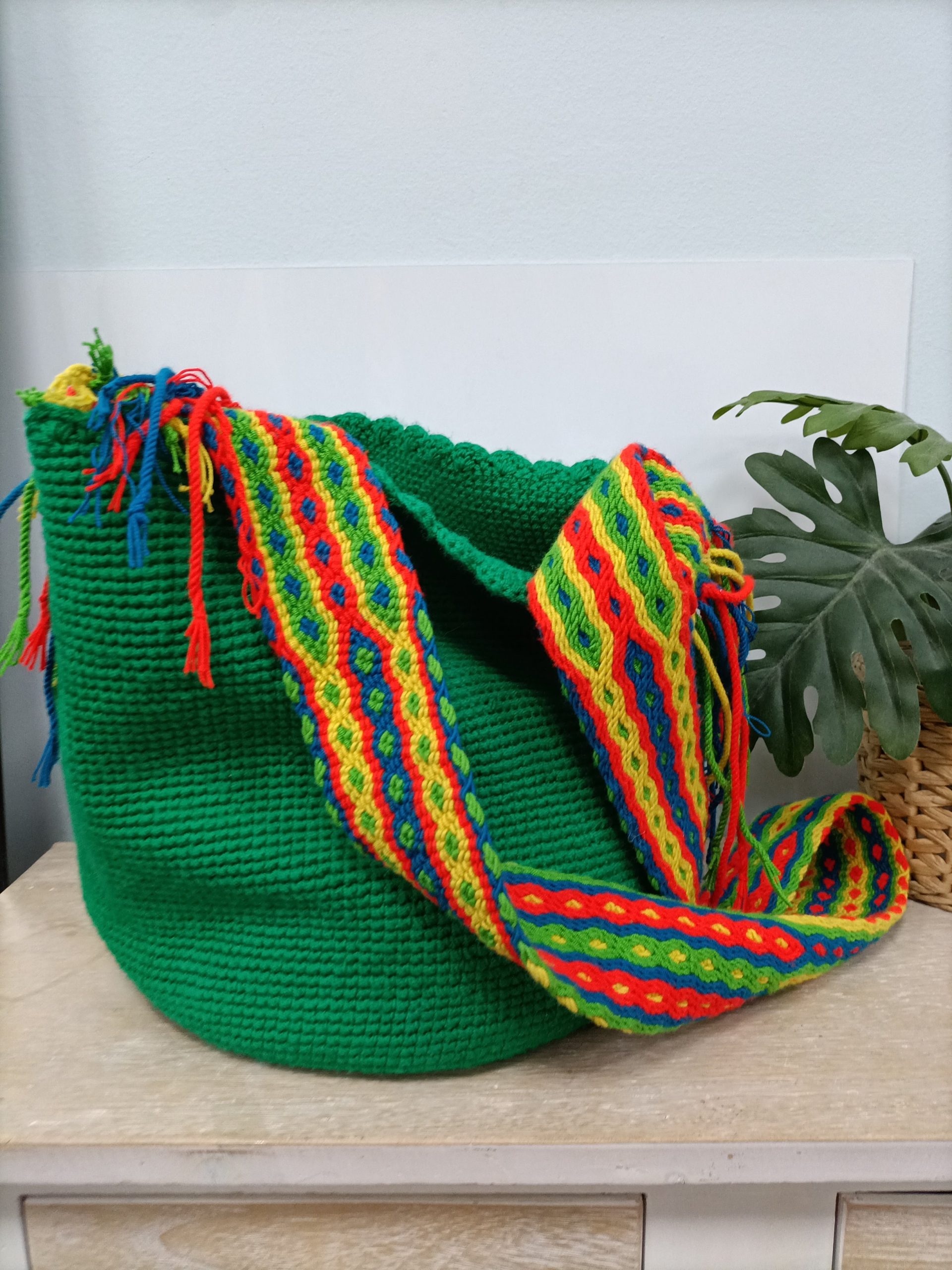 OTRAS. Wayuu verde