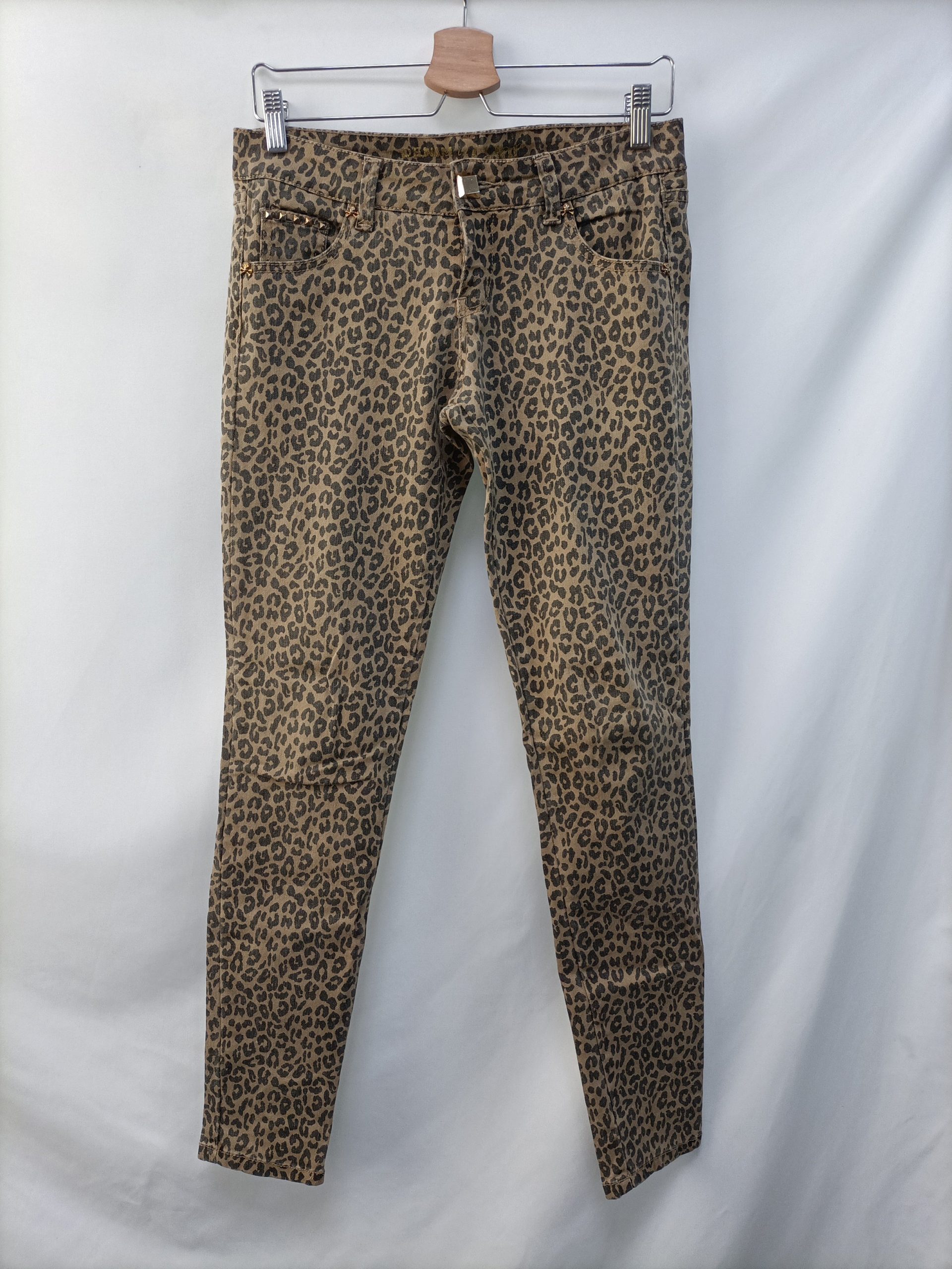 OTRAS.Pantalones vaqueros animal print T.38