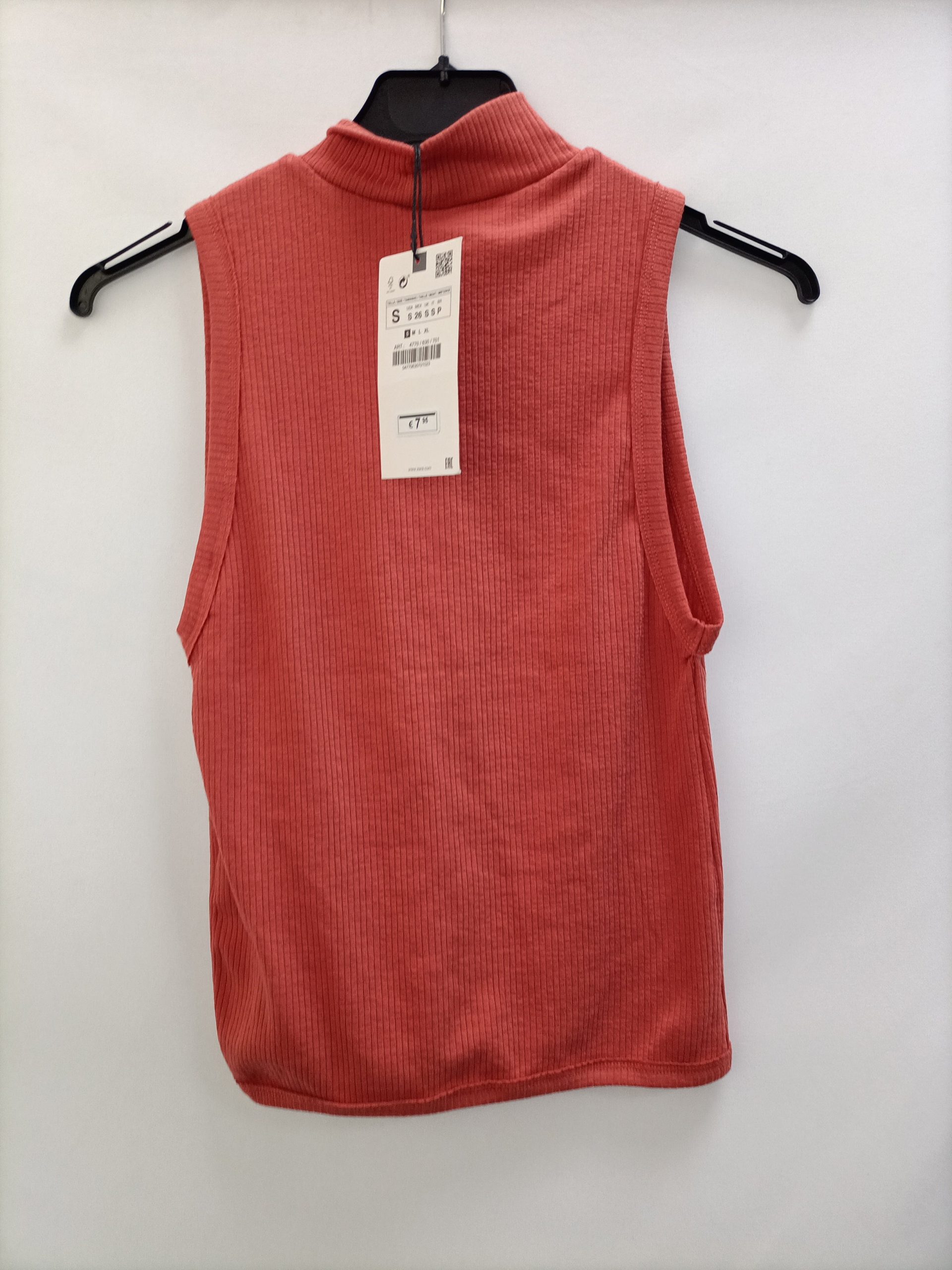 ZARA. Top teja canalé T.s