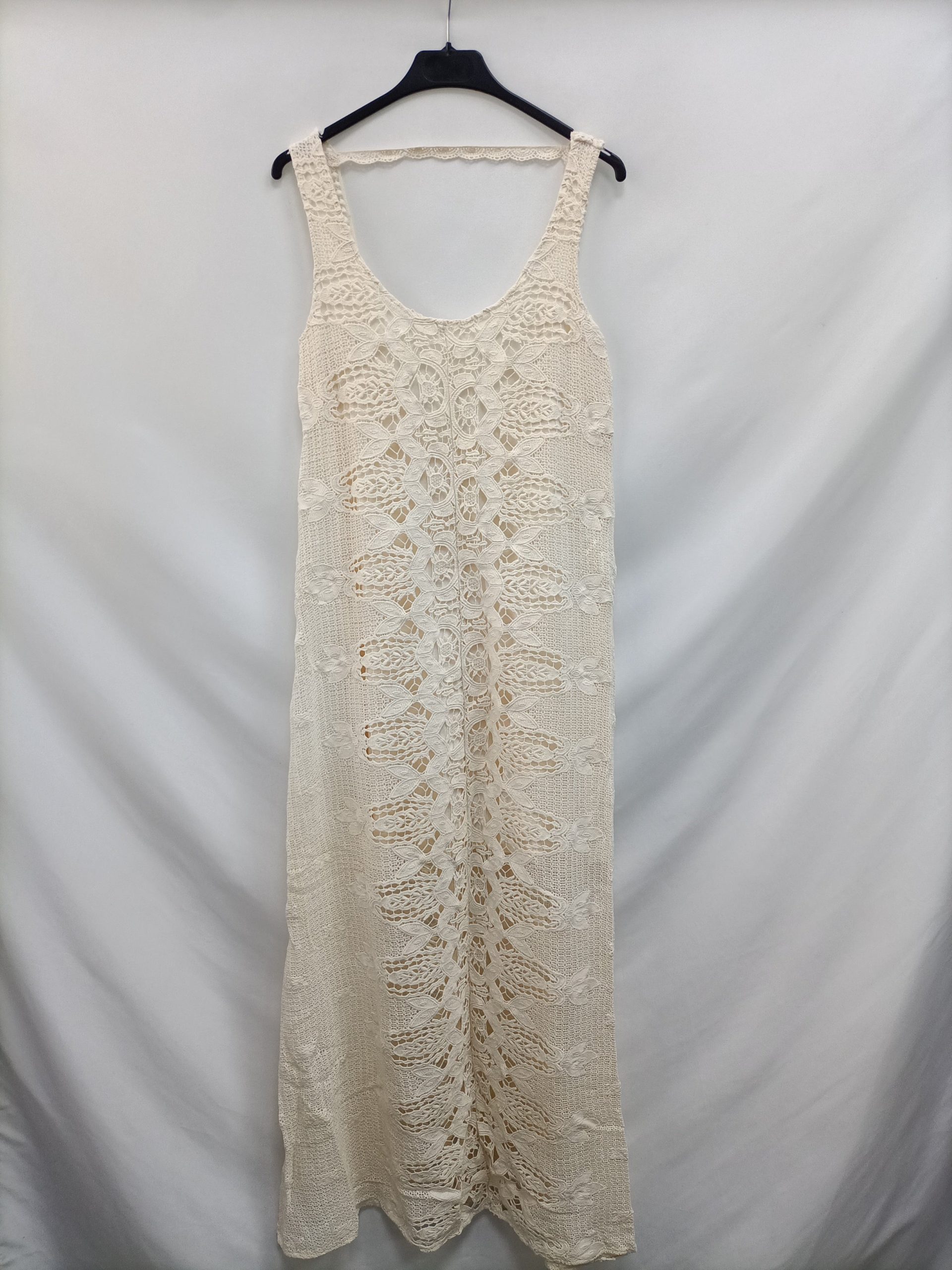 MarketMANGO. Vestido largo encaje T.s