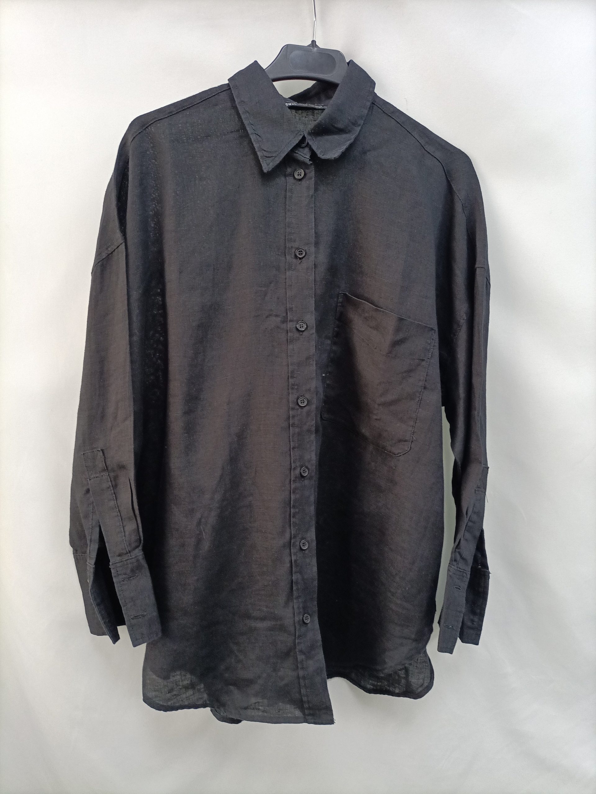 ZARA.Camisa lino negra T.XS