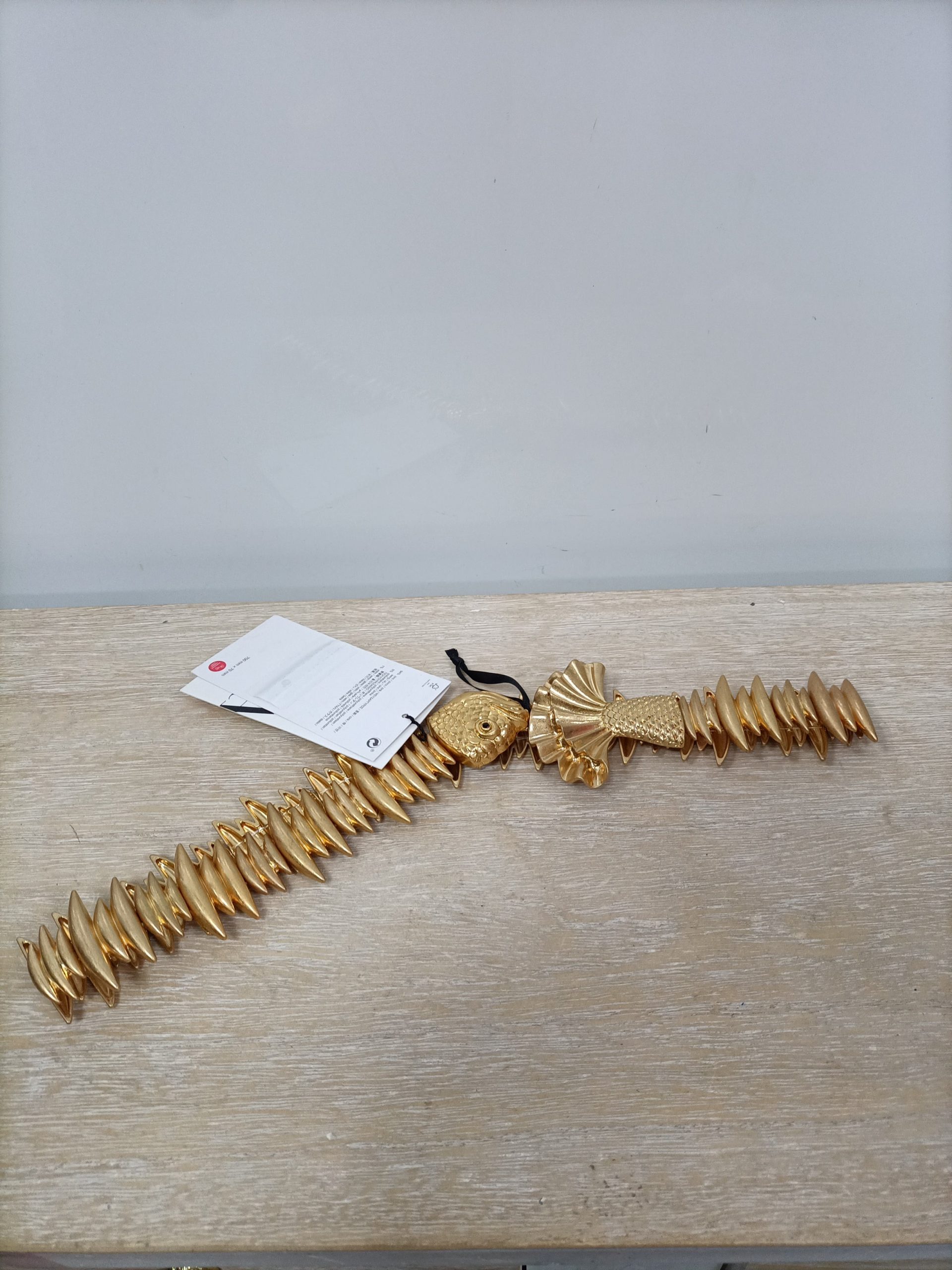 ZARA.Cinturón dorado T.80