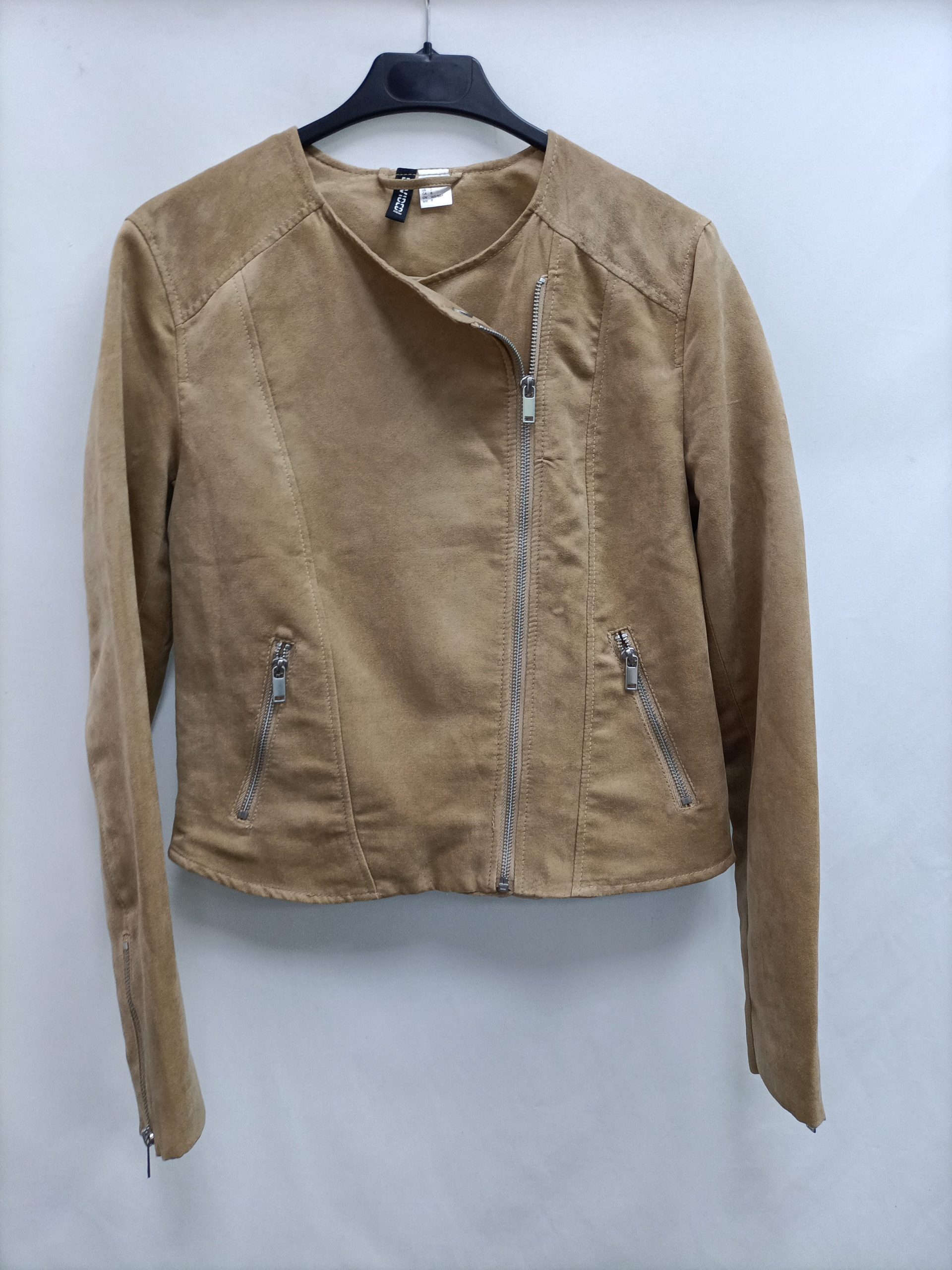 MarketH&M. Chaqueta antelina beige T.38