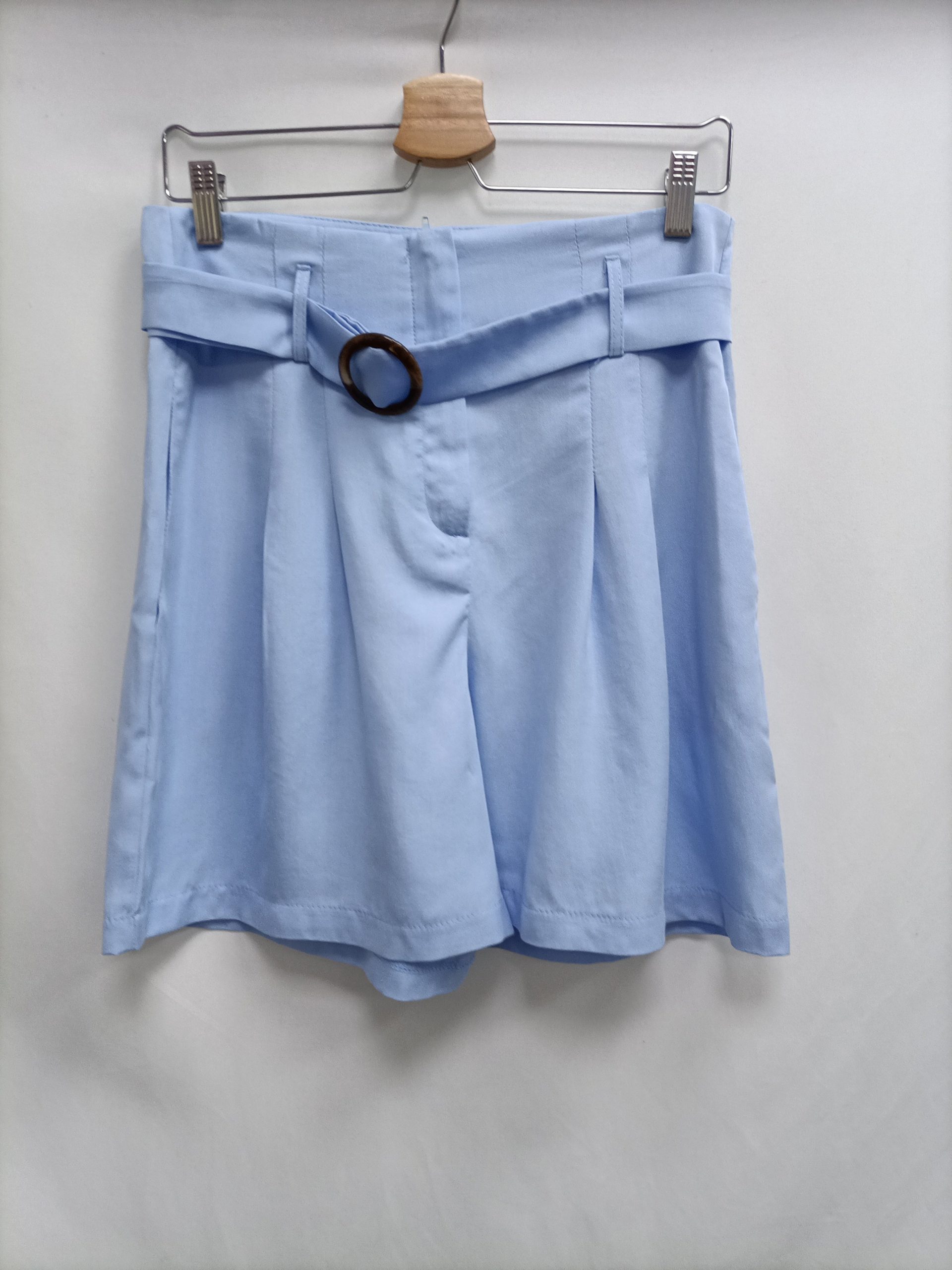 FORMULA JOVEN. Bermudas fluida azules T.38