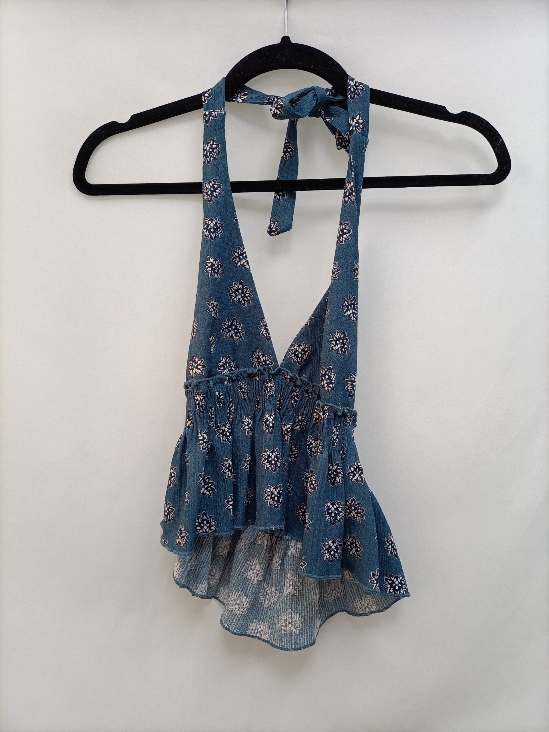 PULL&BEAR. Top azul Flore T.m