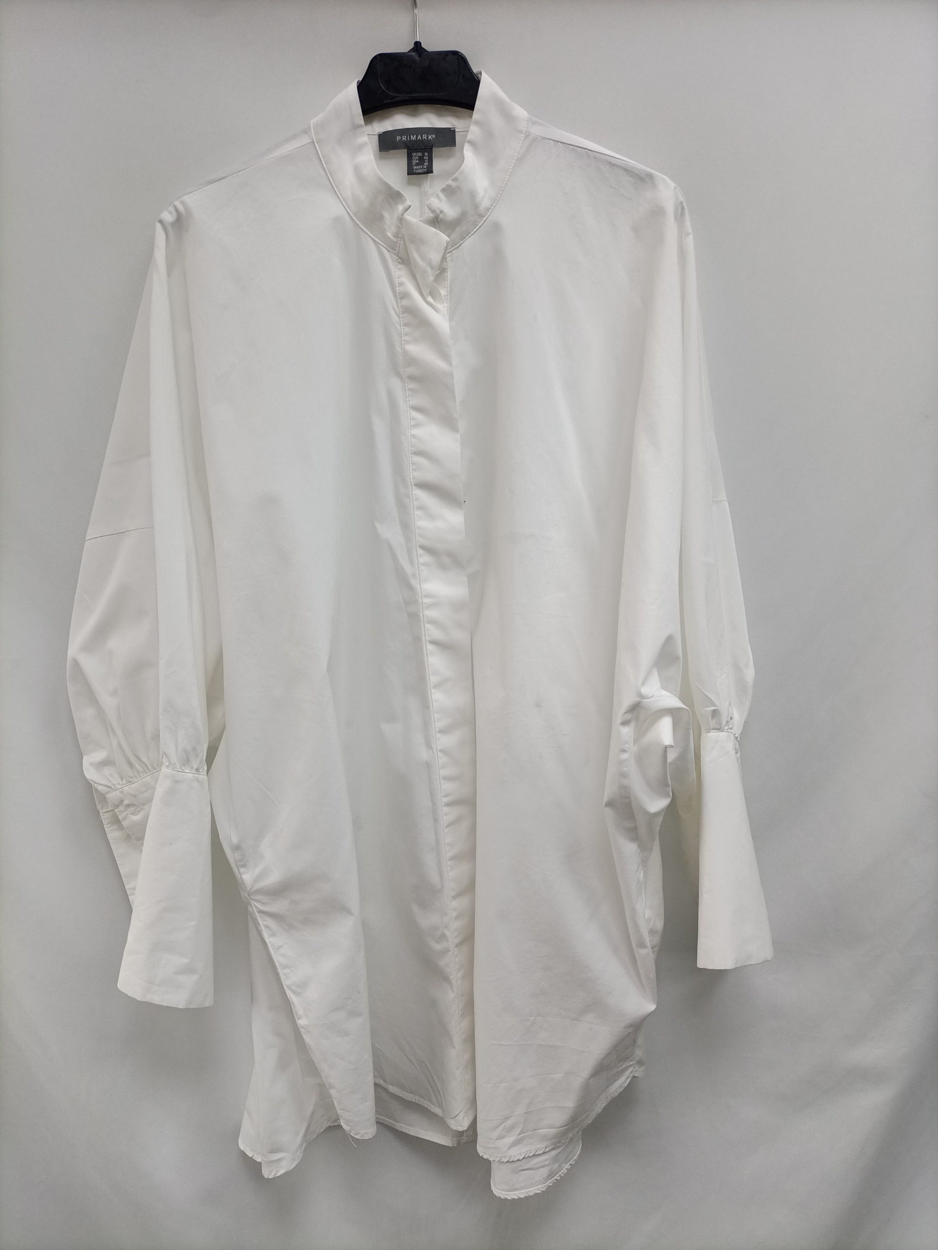 PRIMARK.Camisa larga blanca t.44