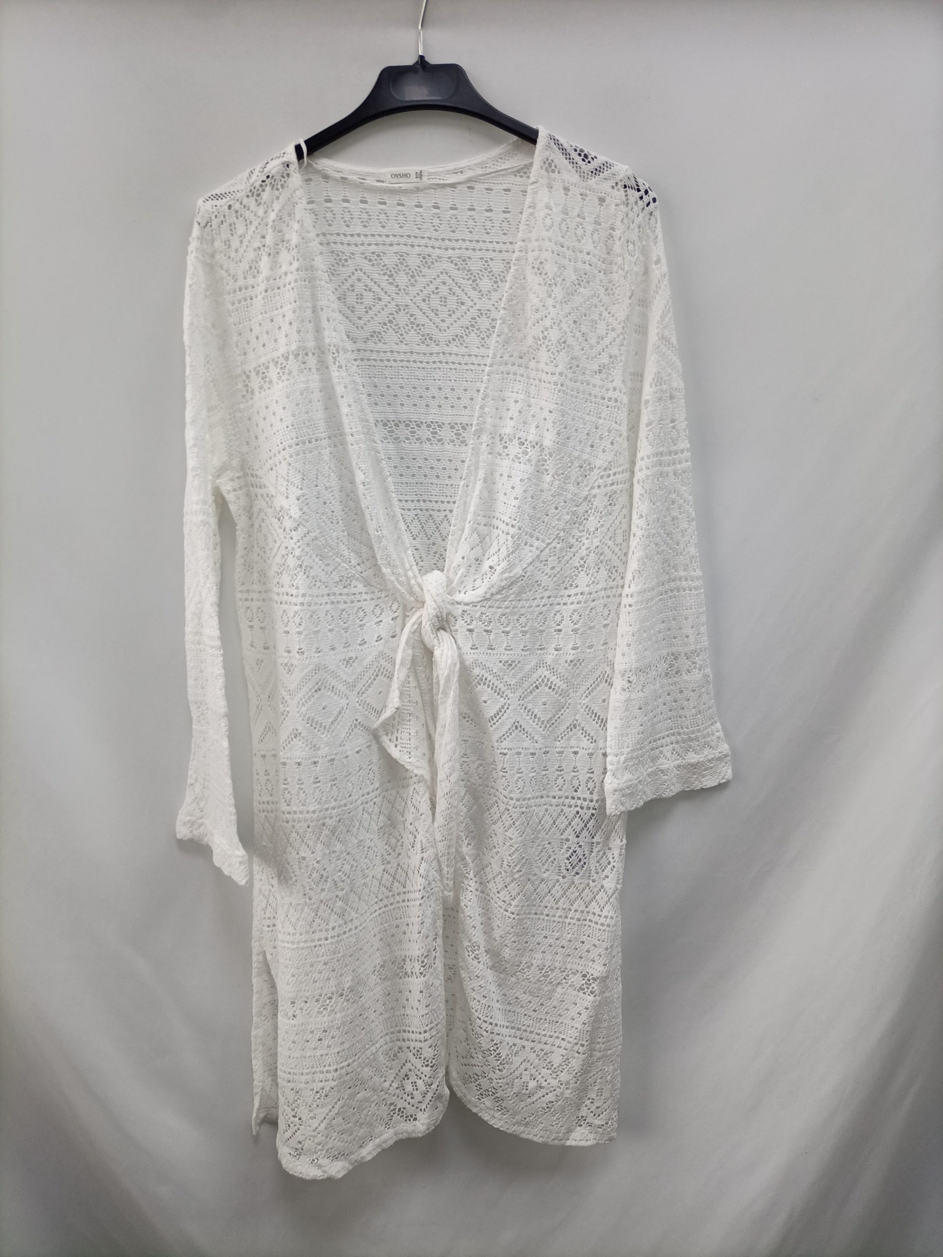 OYSHO. Top encaje blanco T.s/m