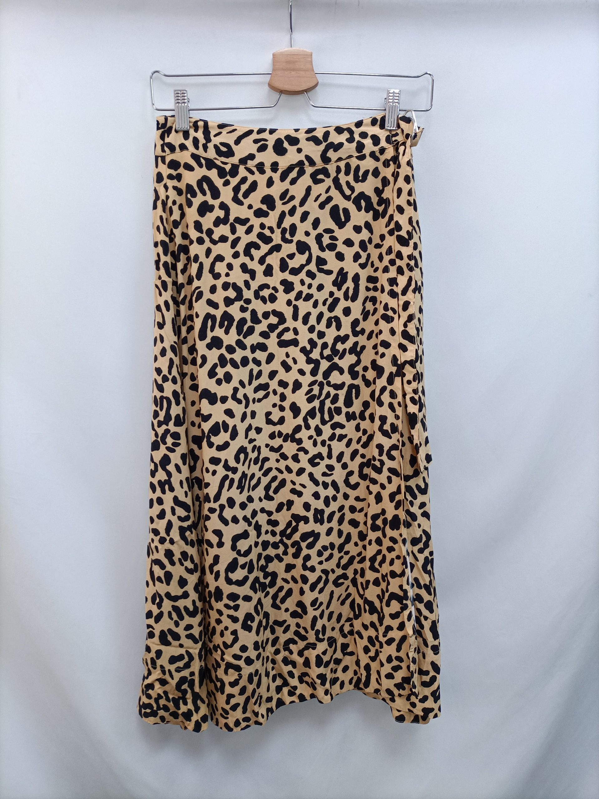 OYSHO. Falda cruzada print T.m