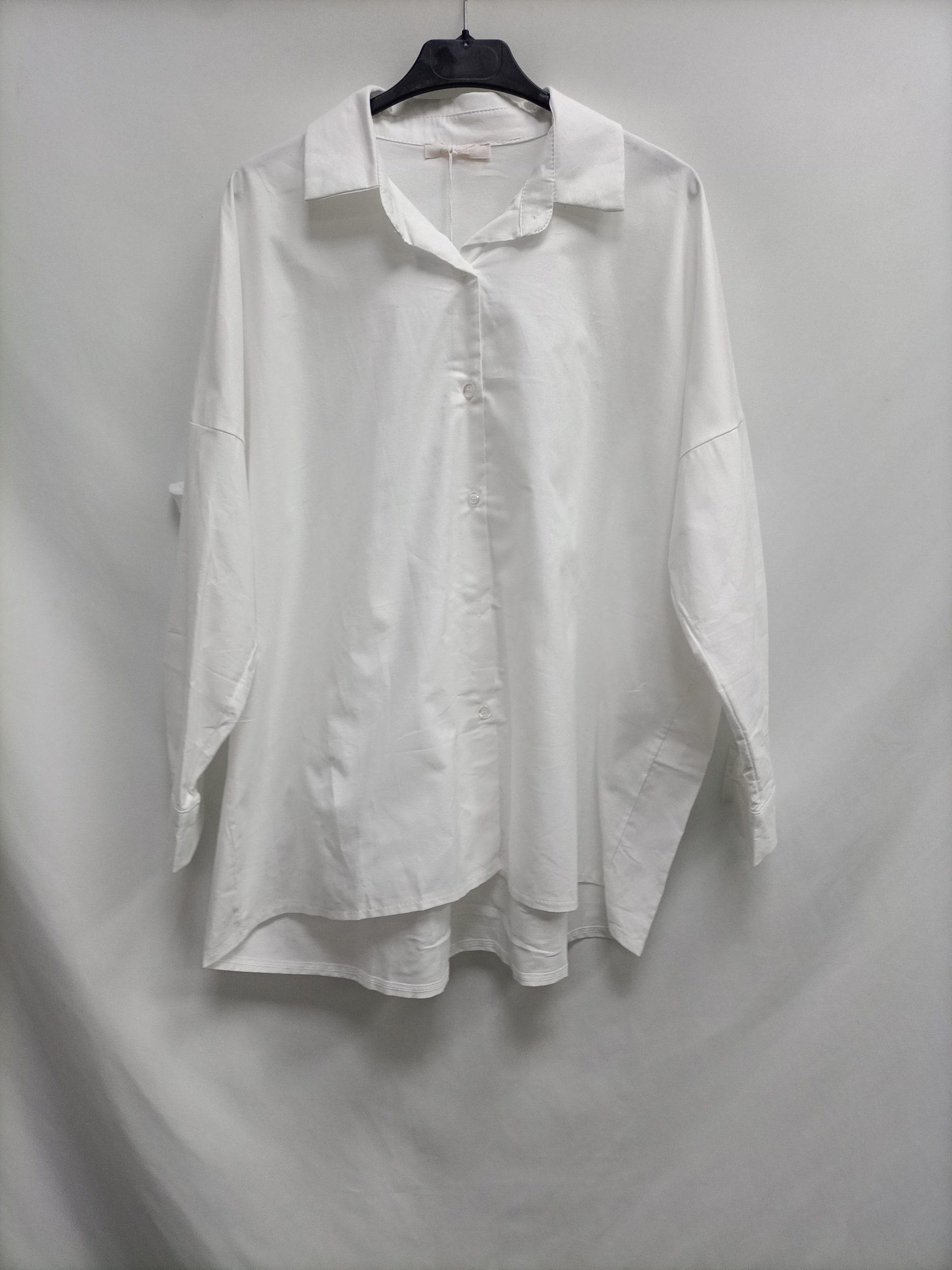 CARLOTA&CO.Camisa blanca oversizez T.s/m