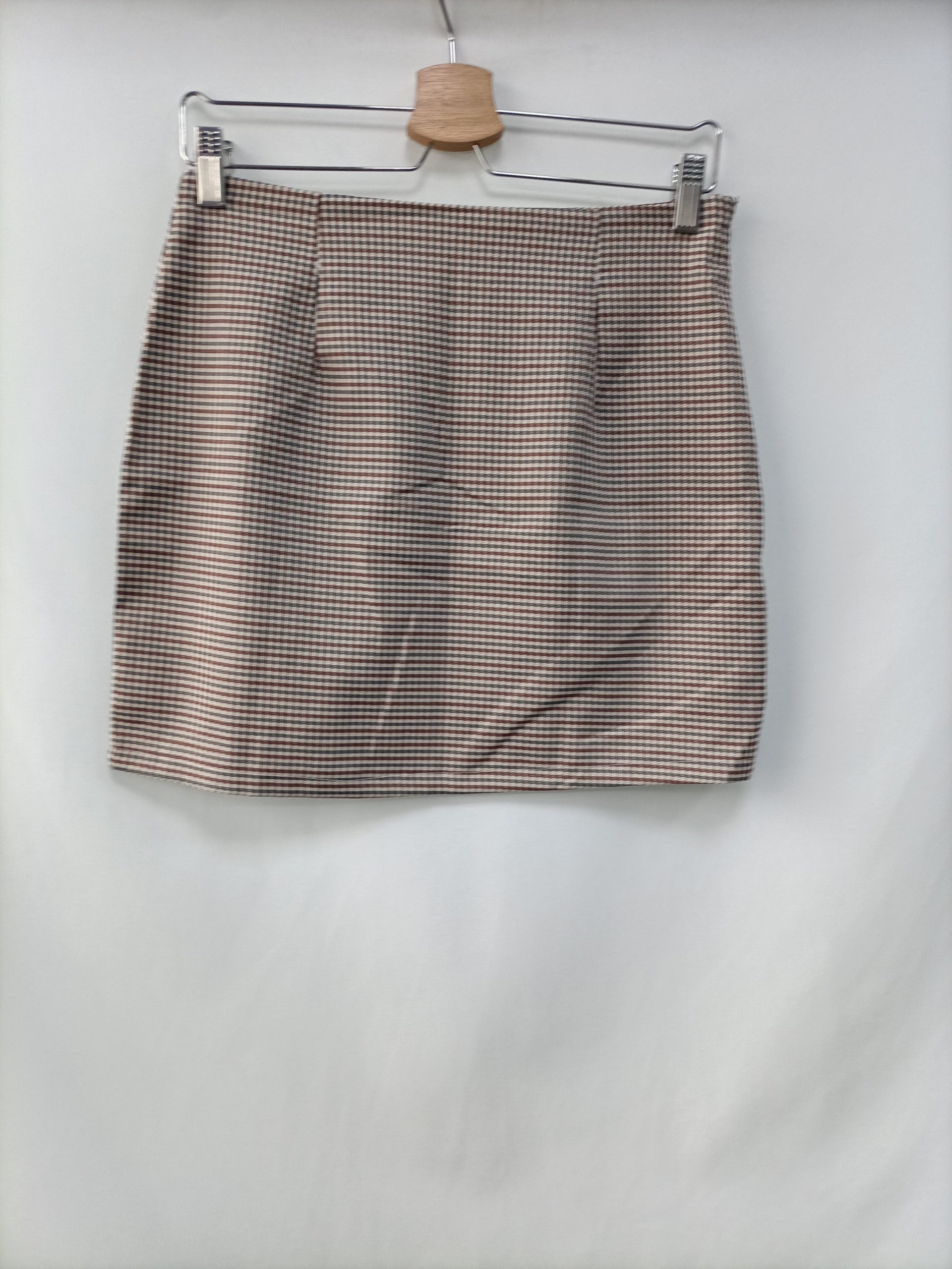 SHEIN. Falda corta cuadros T.m