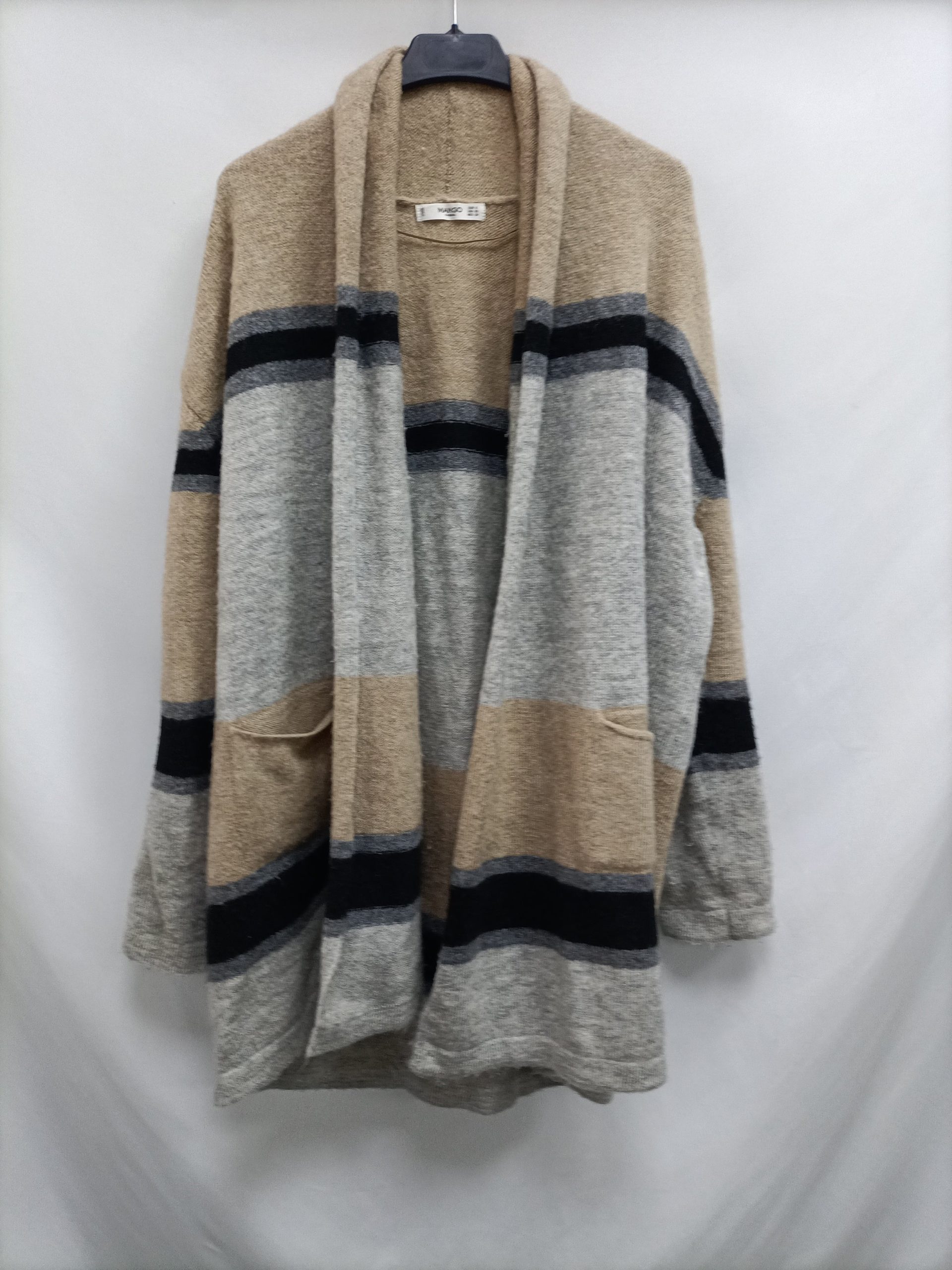 MANGO. Cardigan rayas beige T.s