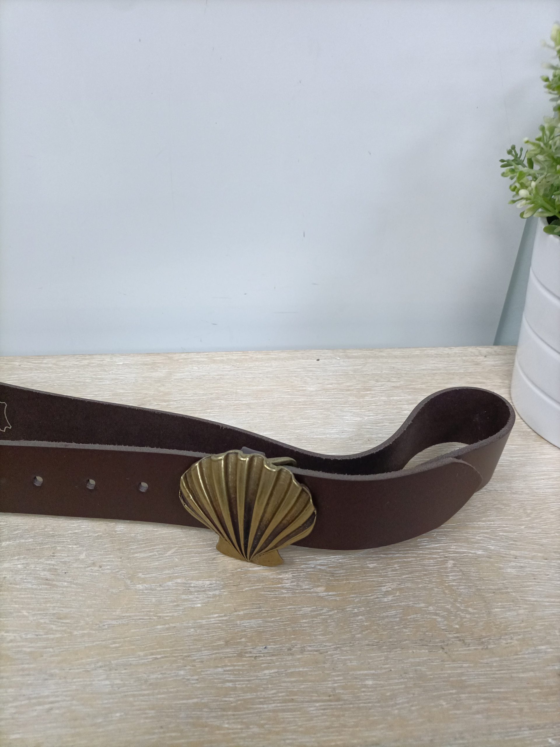 OTRAS. Cinturón piel marrón (80)