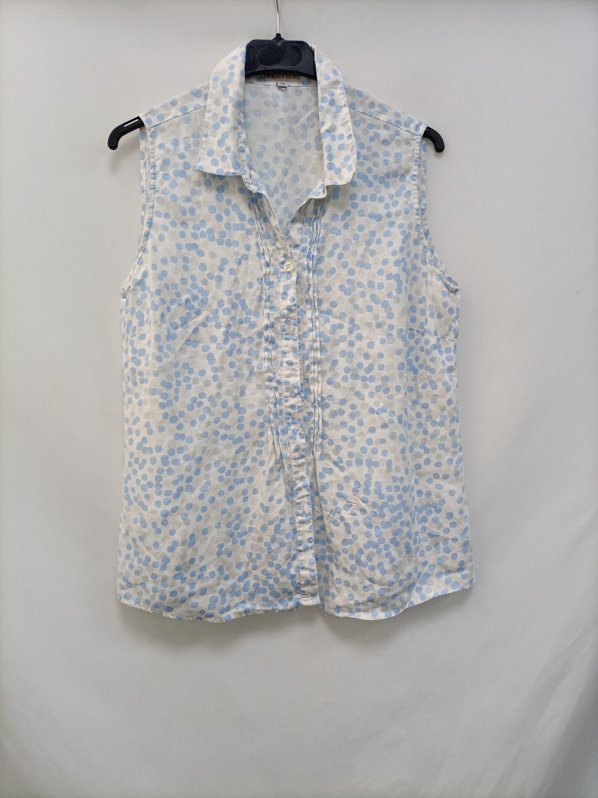 LLOYD'S. Blusa blanca lunares T.40