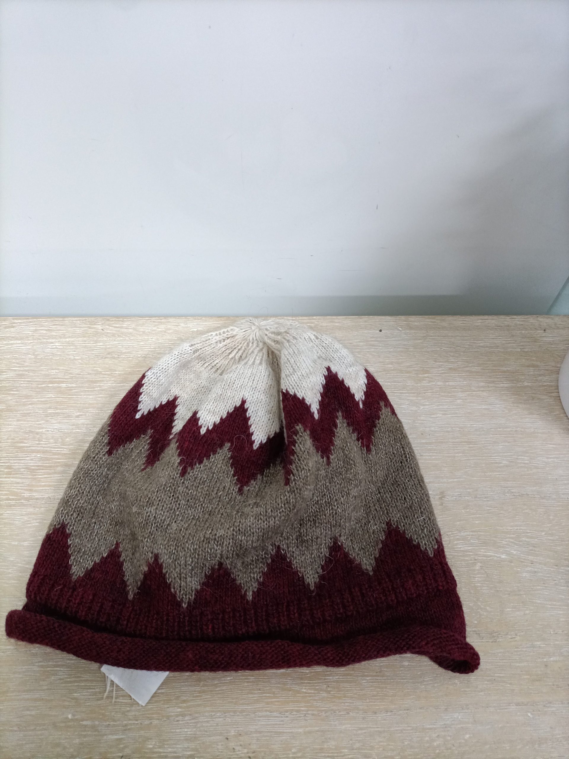 EL CORTE INGLÉS. Gorro dibujo