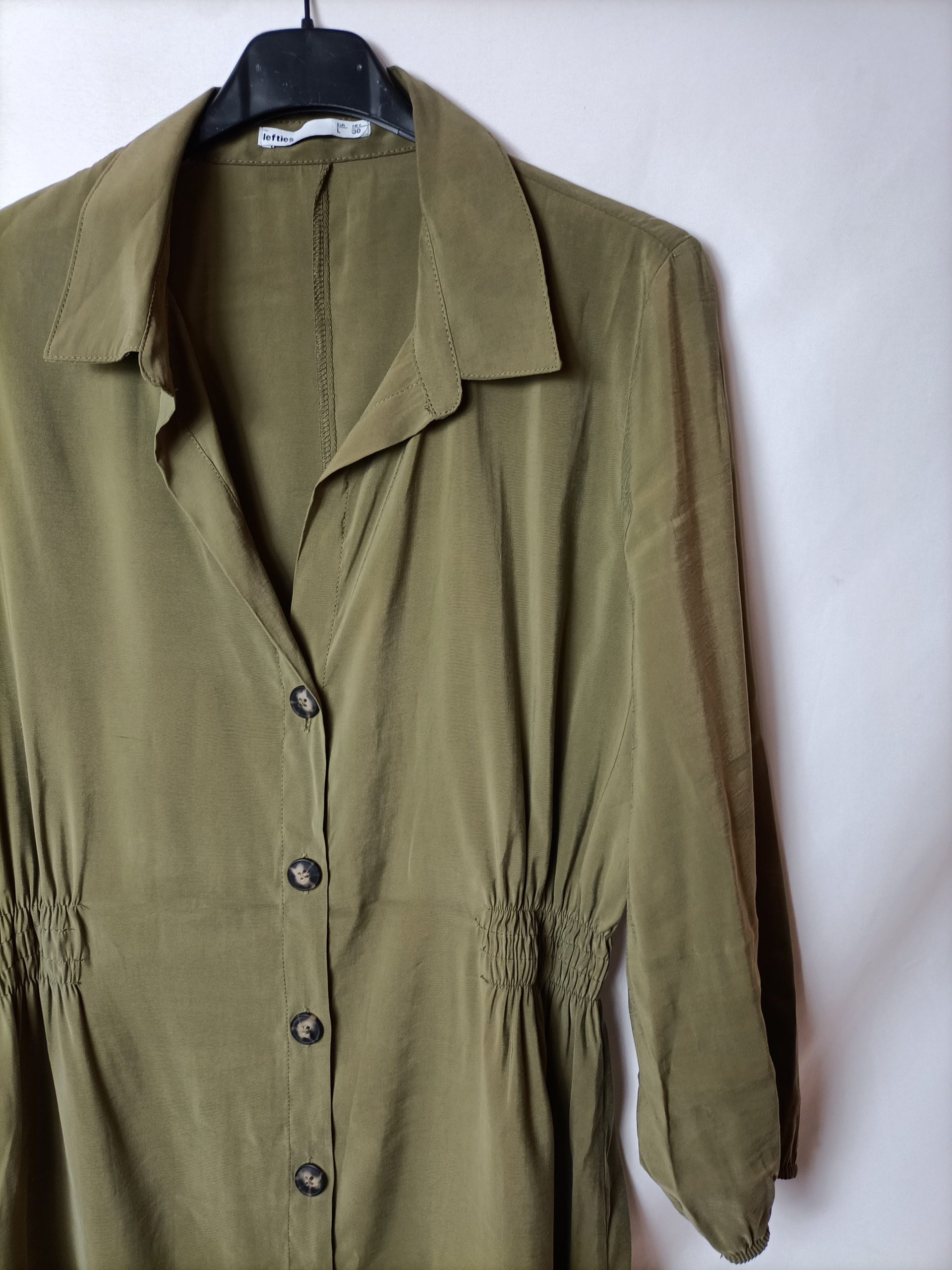 LEFTIES. Vestido verde camisero T.l