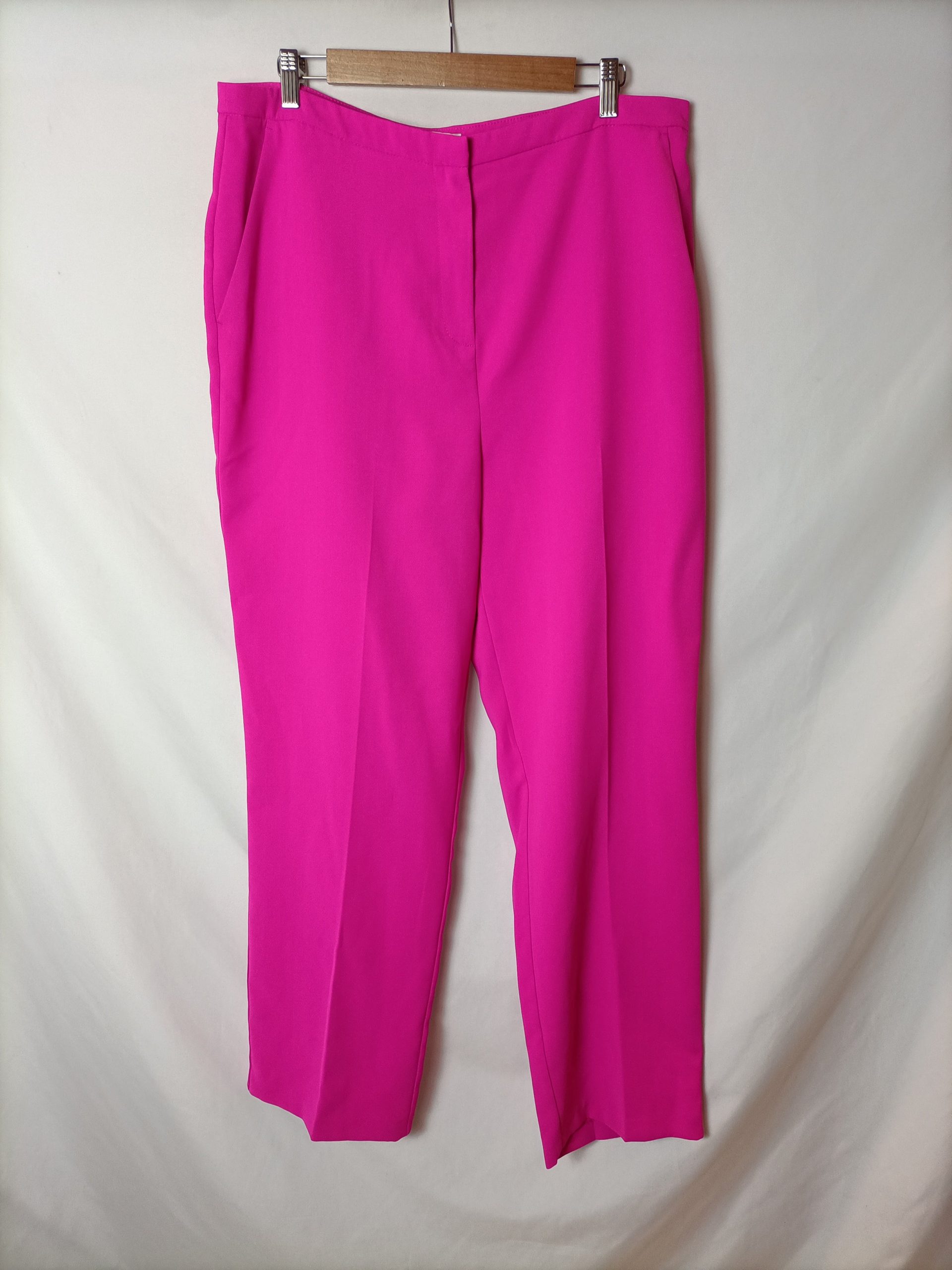 PRIMARK. Pantalón ancho rosa fucsia T.44