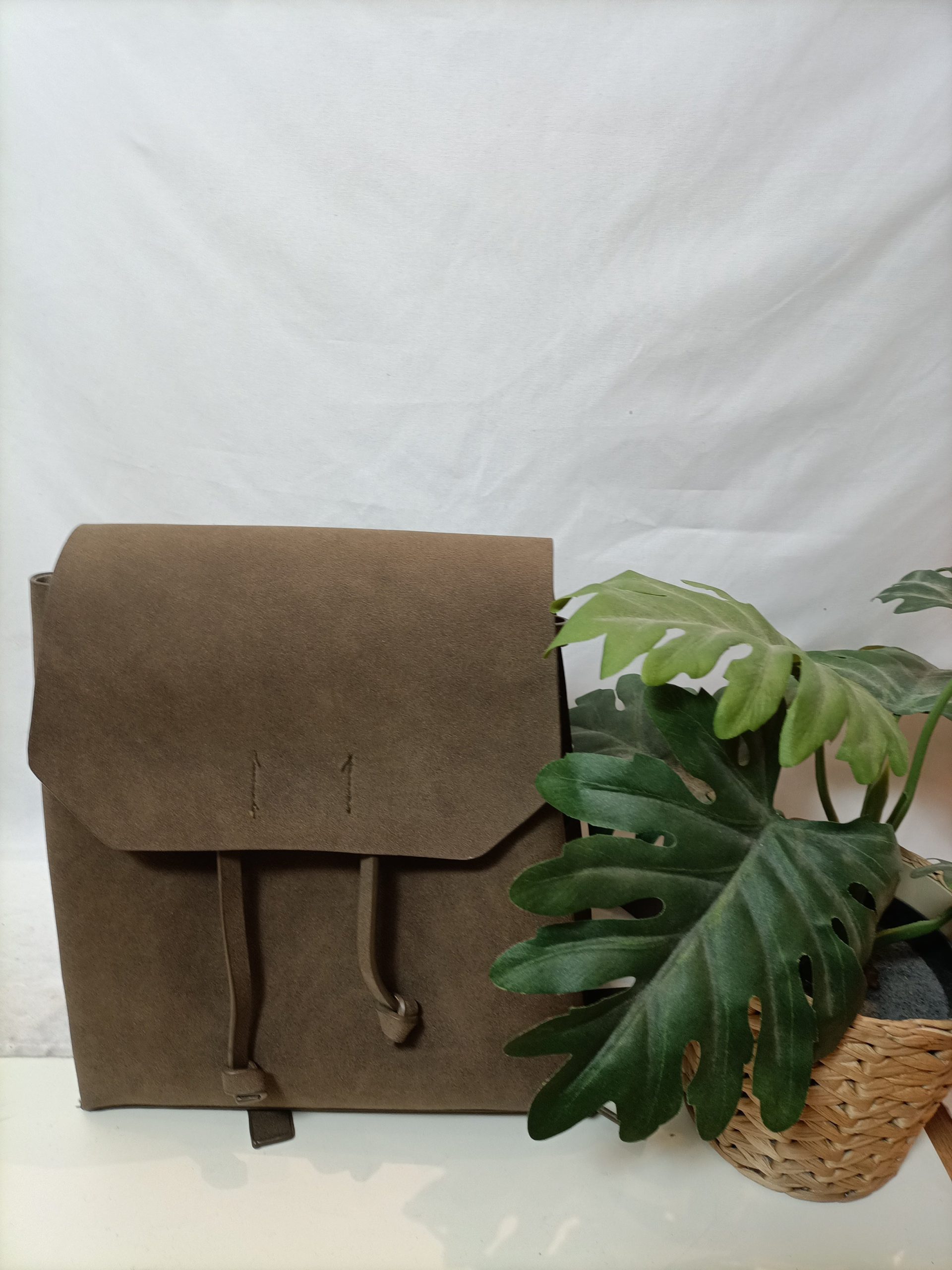 PARFOIS. Mochilas beige