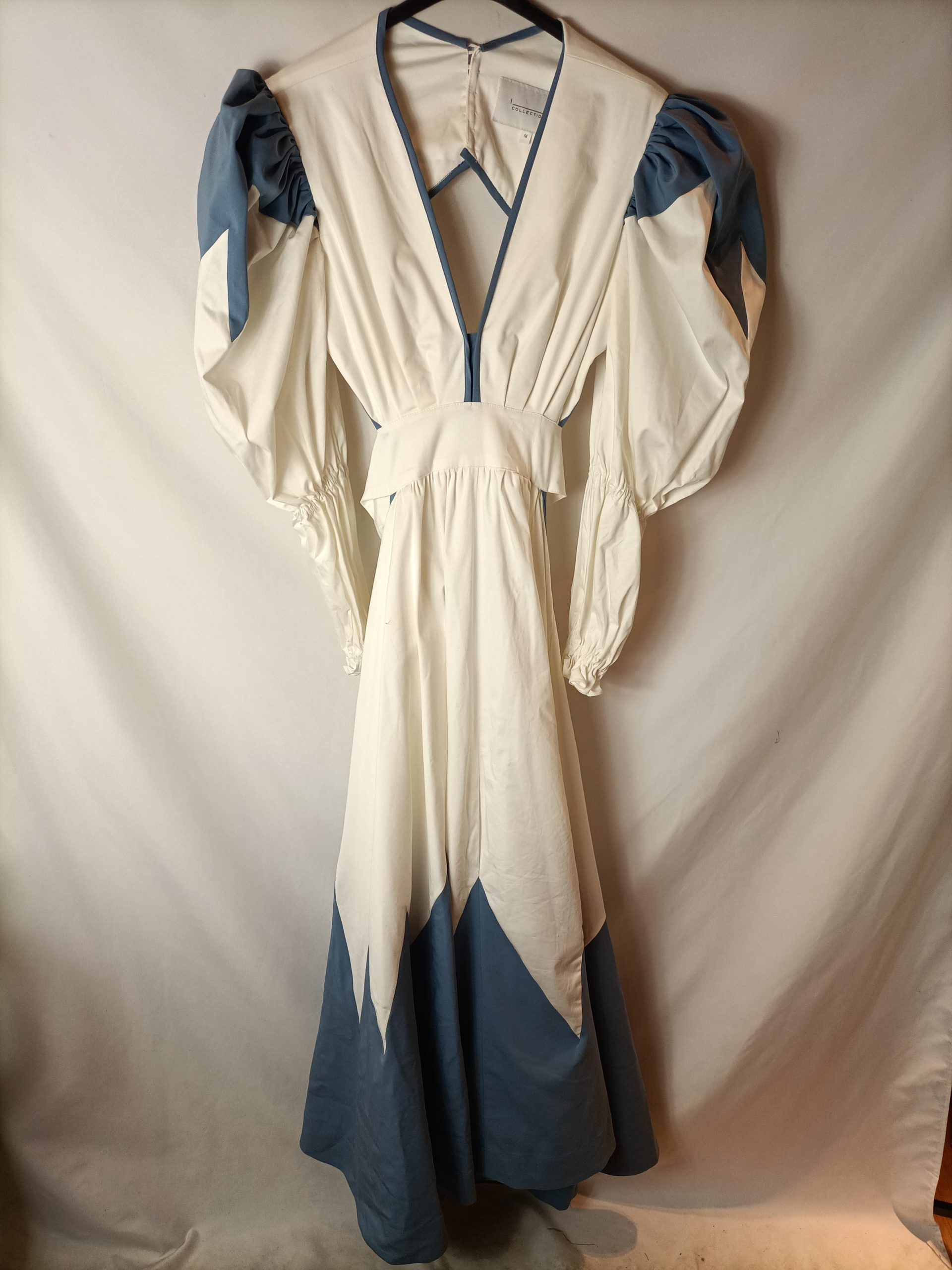 IQ COLLECTION. Vestido bicolor largo T.m