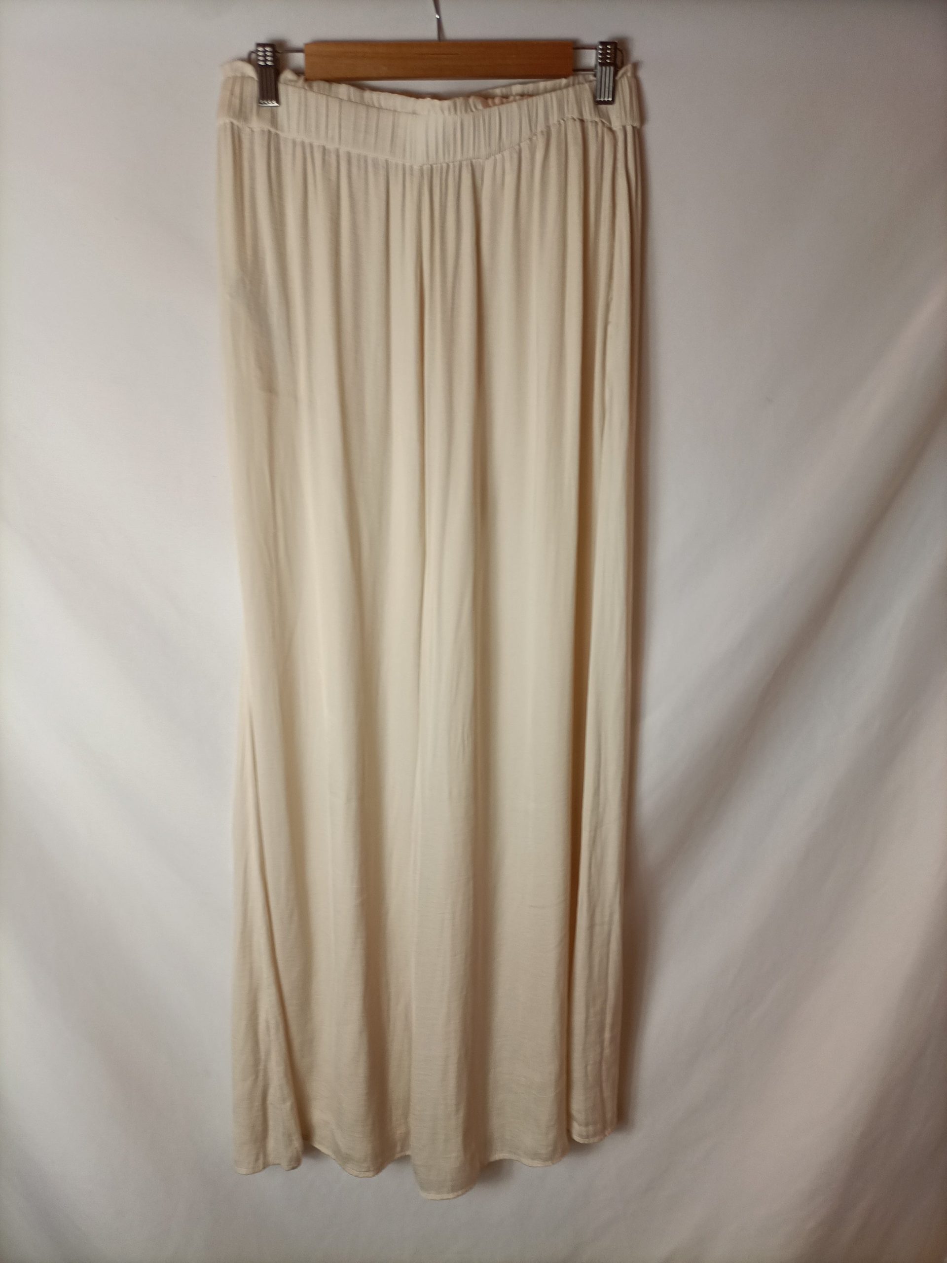 ZARA.Pantalón palazzo beige T.m
