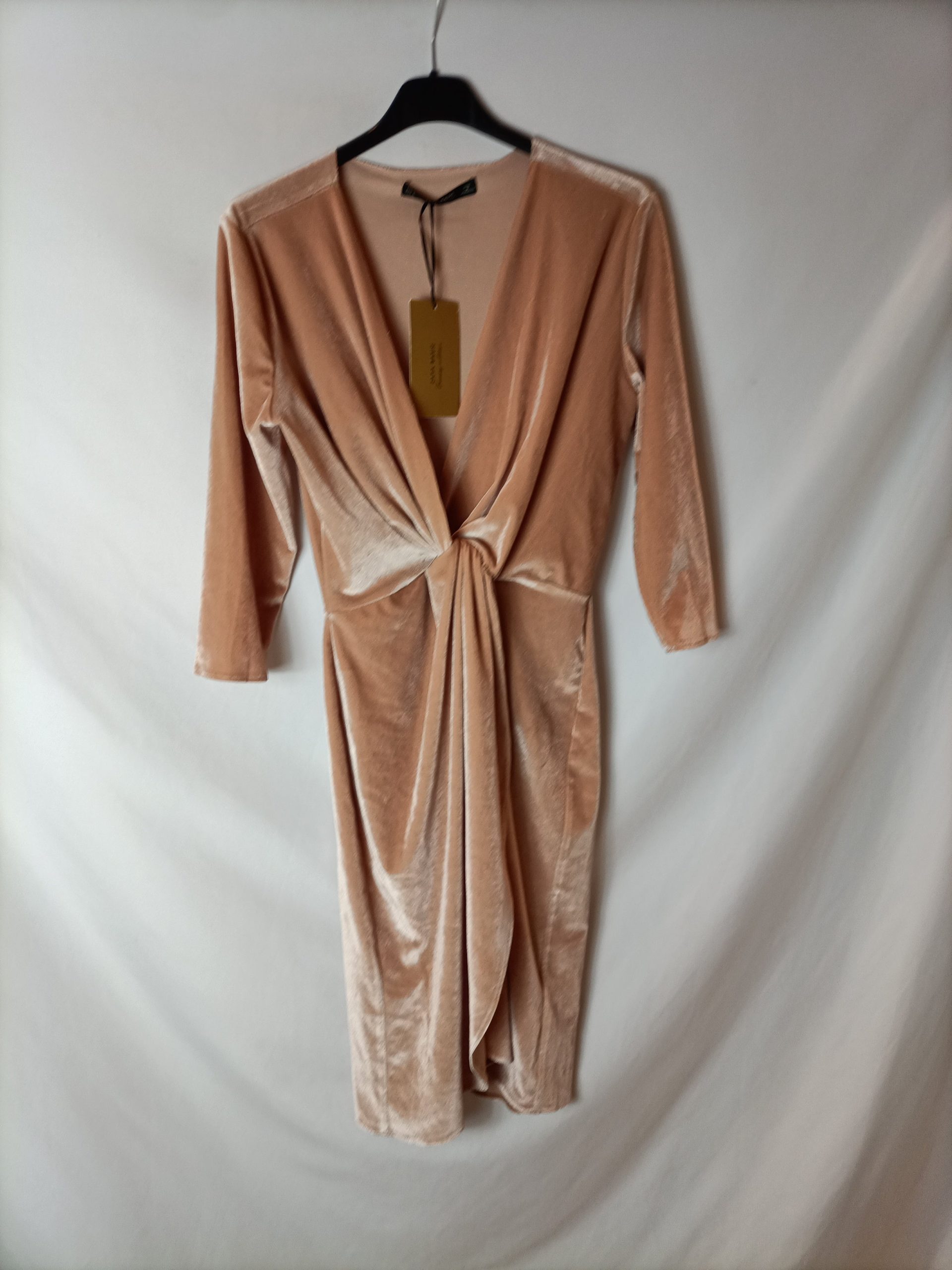 ZARA. Vestido rosa terciopelo T.s