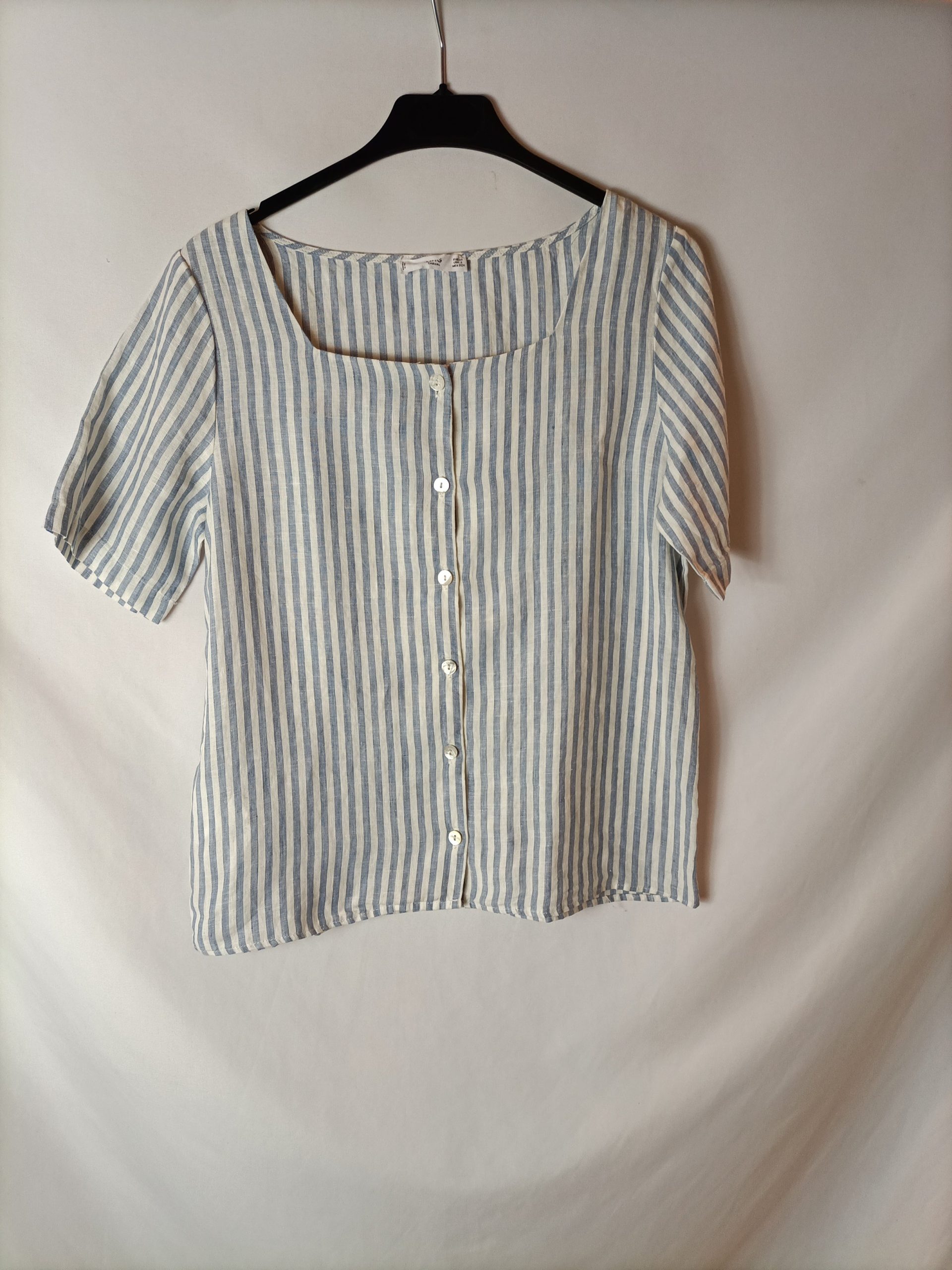 MANGO. Blusa manga corta lino. T XS